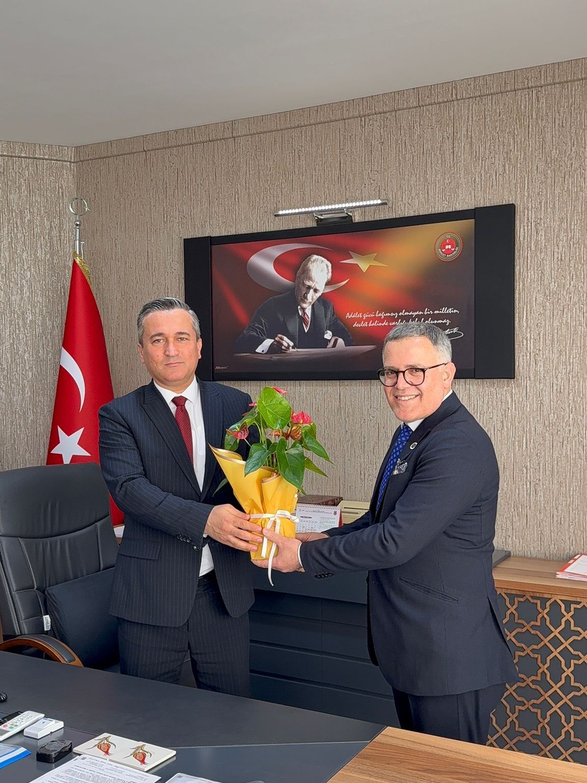 Anahtar Parti Bafra İlçe Divanı’ndan Anlamlı Ziyaretler (1)