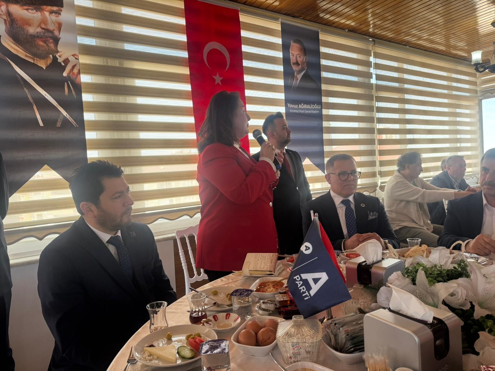 Anahtar Parti Bafra’da Sahaya İndi (4)