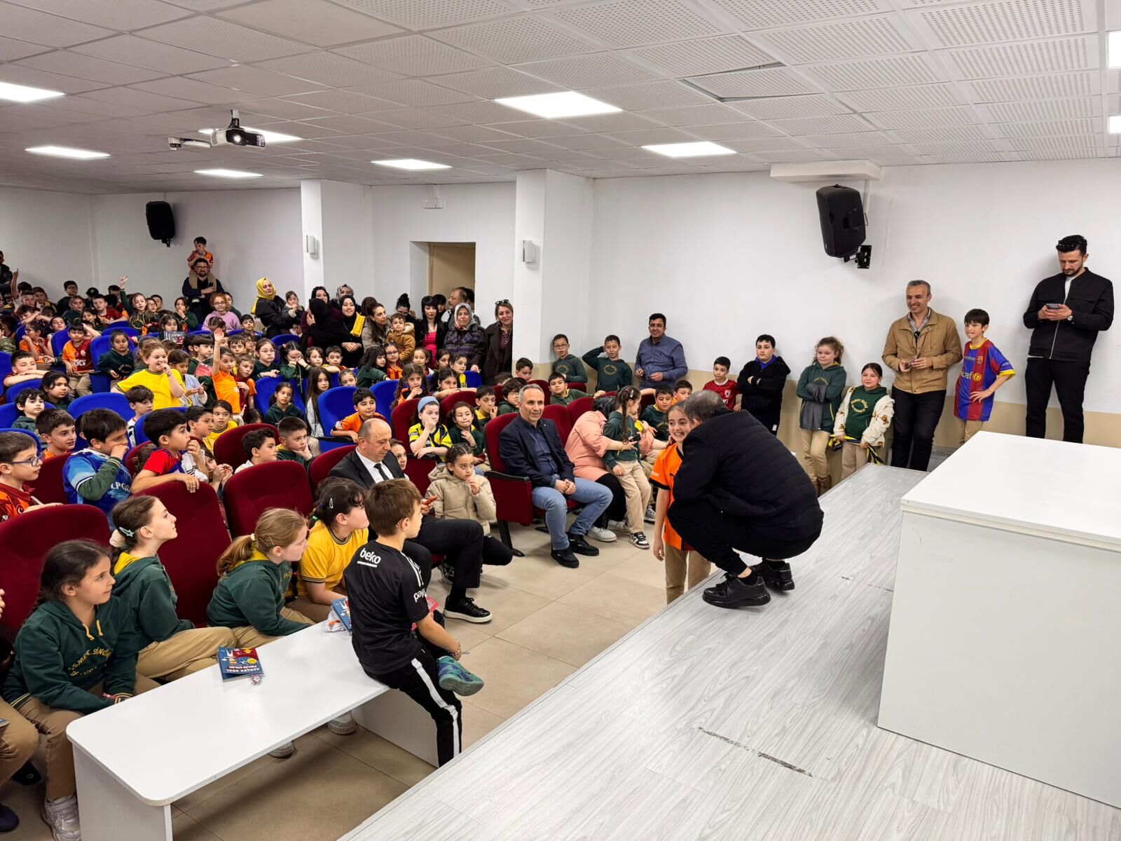 Avrupa Gol Kralı Tanju Çolak Bafra’da Öğrencilerle Buluştu (1)
