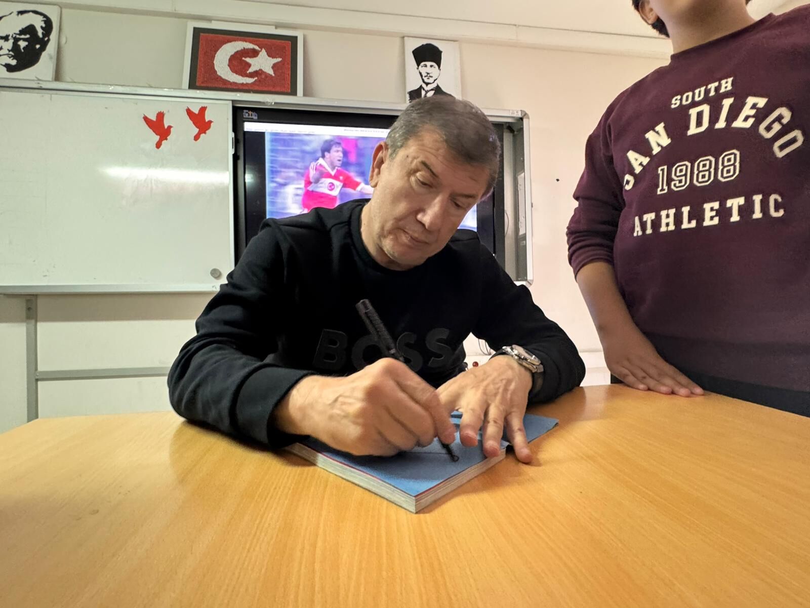 Avrupa Gol Kralı Tanju Çolak Bafra’da Öğrencilerle Buluştu (3)