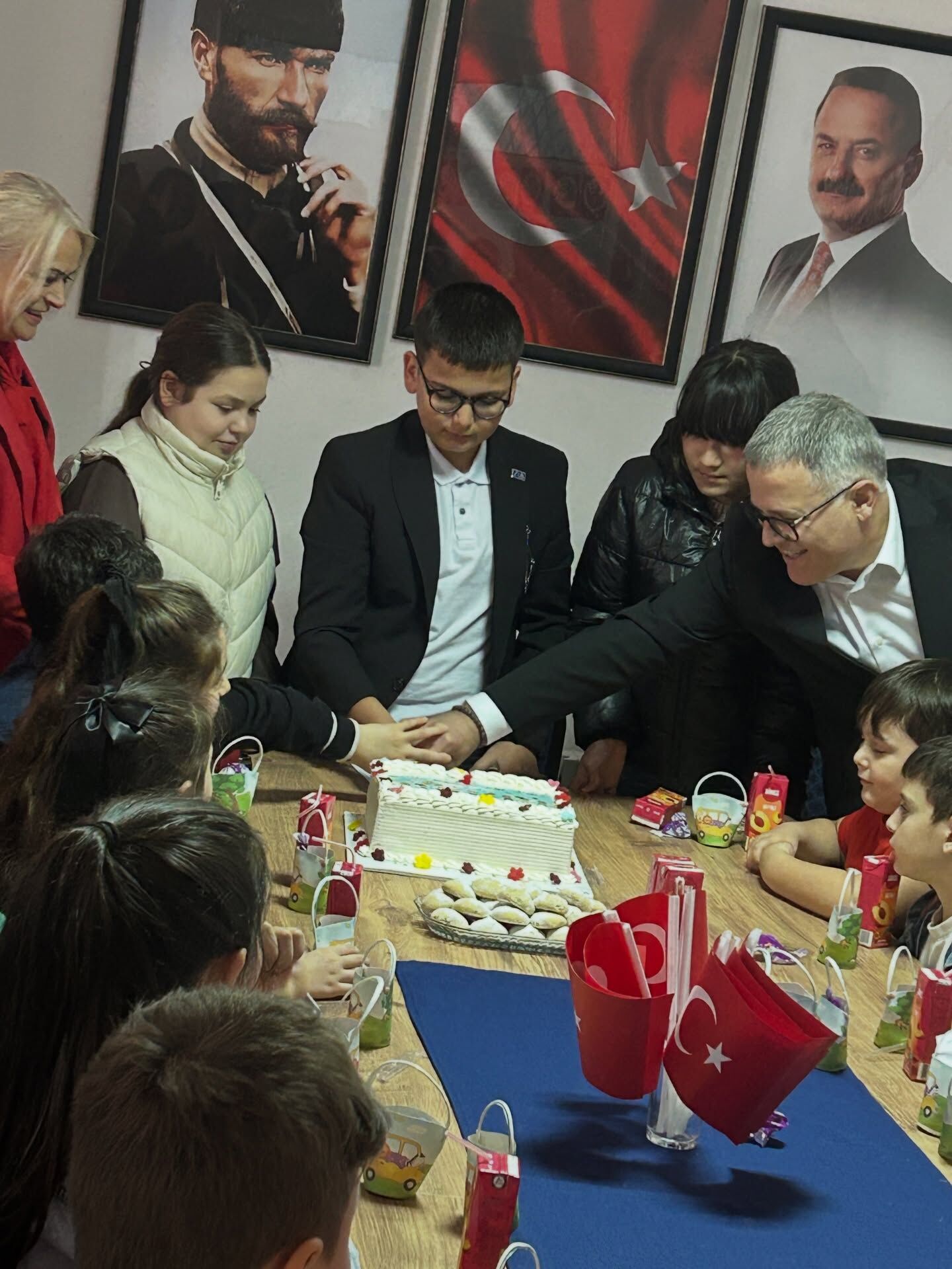 Bafra Anahtar Parti'de 23 Nisan Coşkusu Çocuklarla Yaşandı (9)