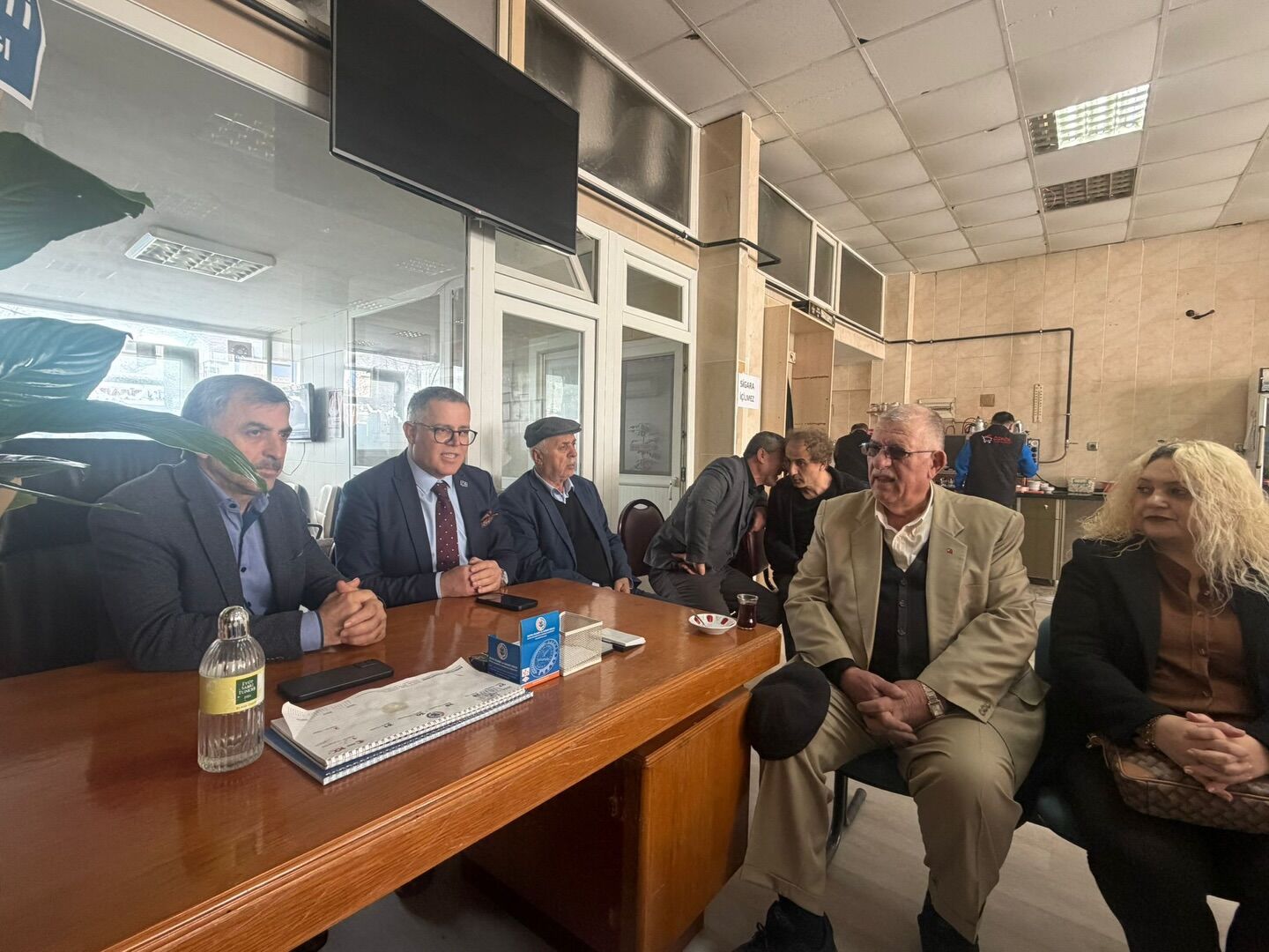 Bafra Anahtar Parti'den; Muhtarlar Derneği’ne Ziyaret (1)