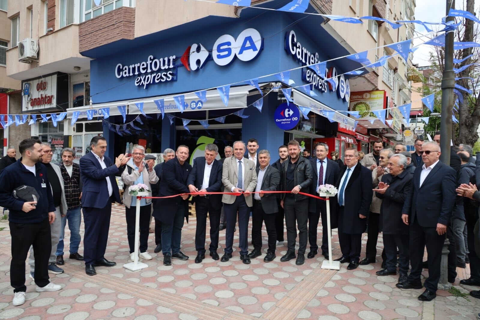 Bafra’da Carrefoursa Express’in Açılışı Gerçekleştirildi (1)