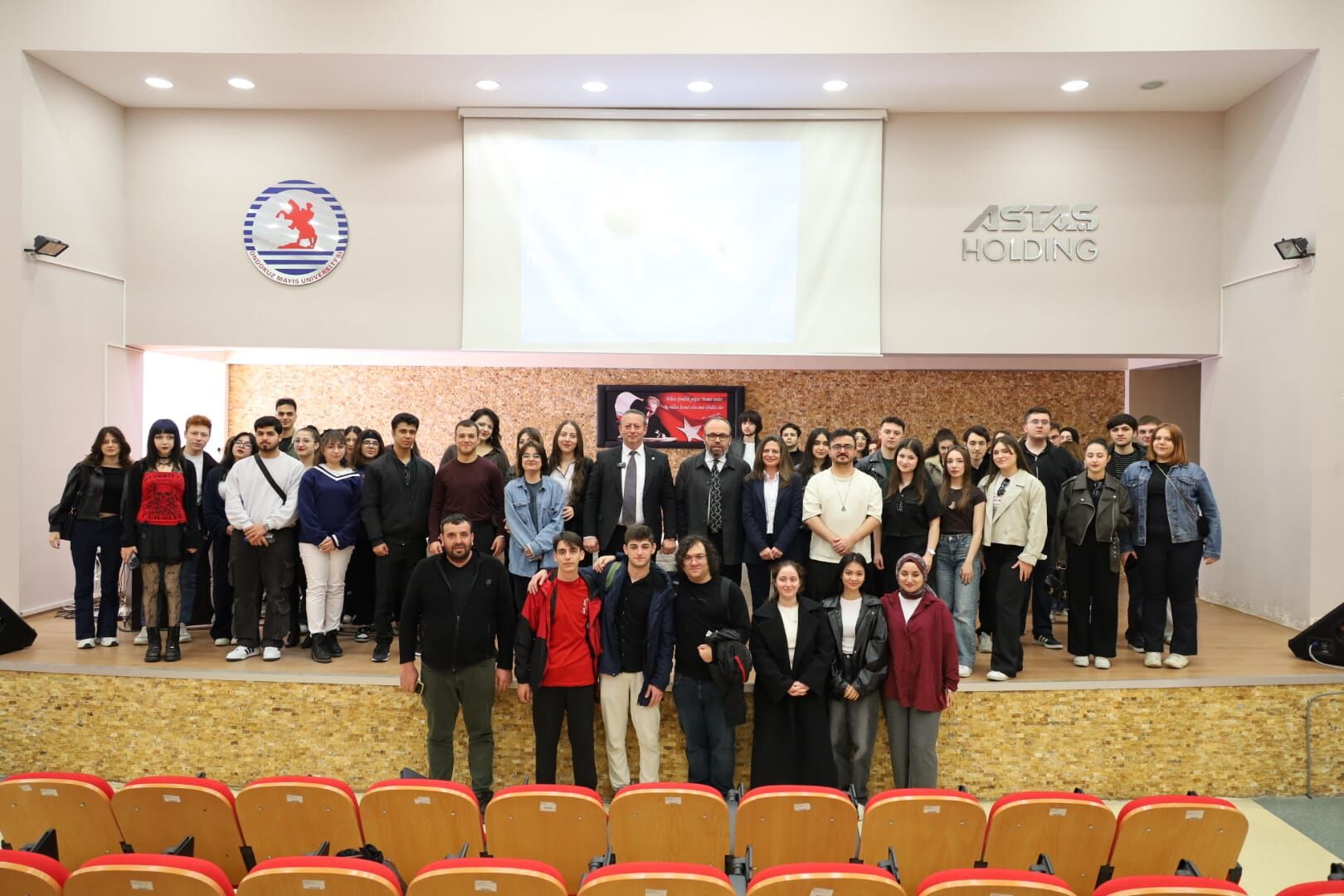 Başkan Kocabaş Öğrencilerle “Kariyer Ve Liderlik” Etkinliğinde Buluştu (4)