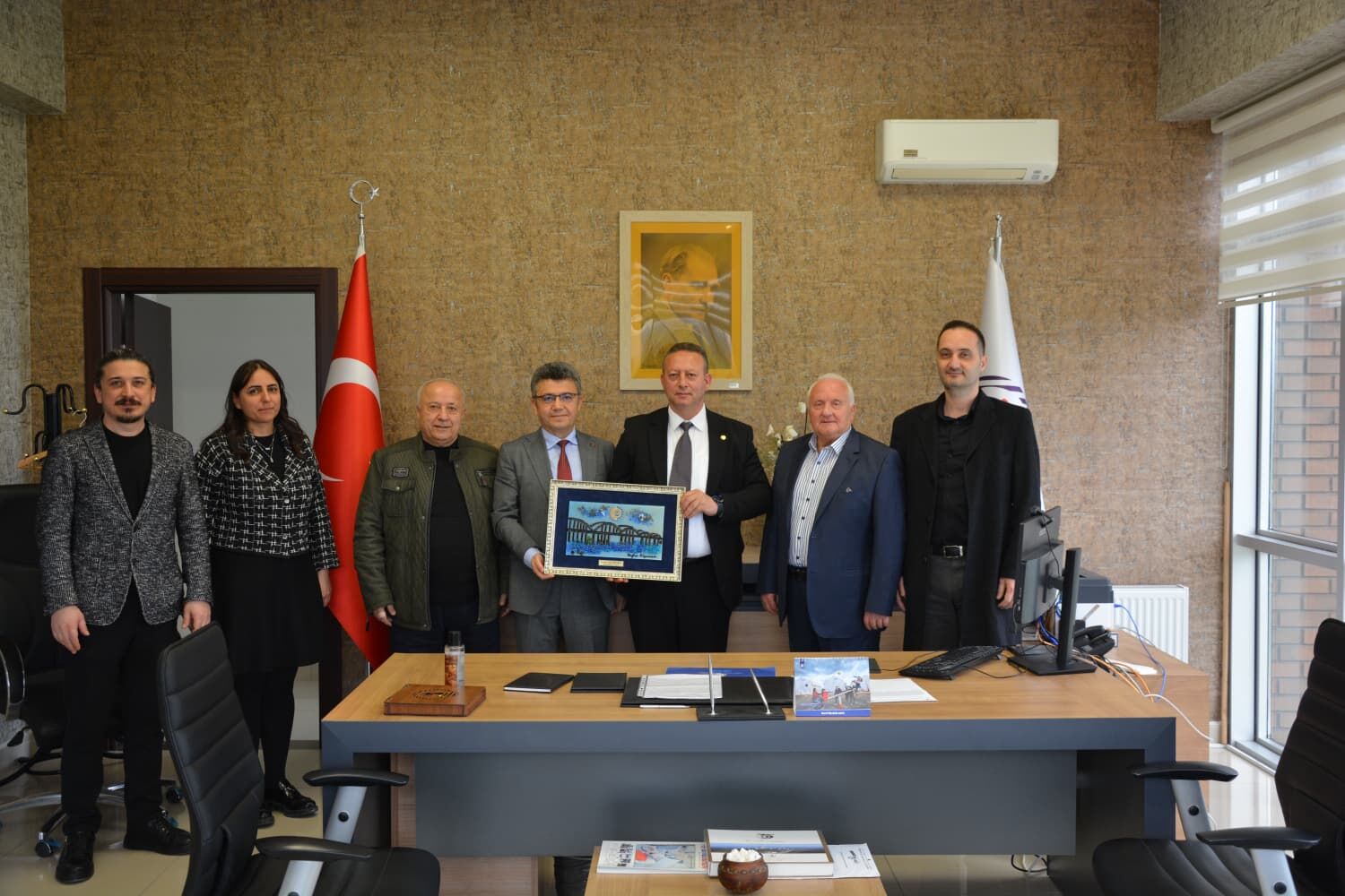 Başkan Serdal Sefa Kocabaş, Bafra Eczacılık Fakültesi’ni Ziyaret Etti (4)
