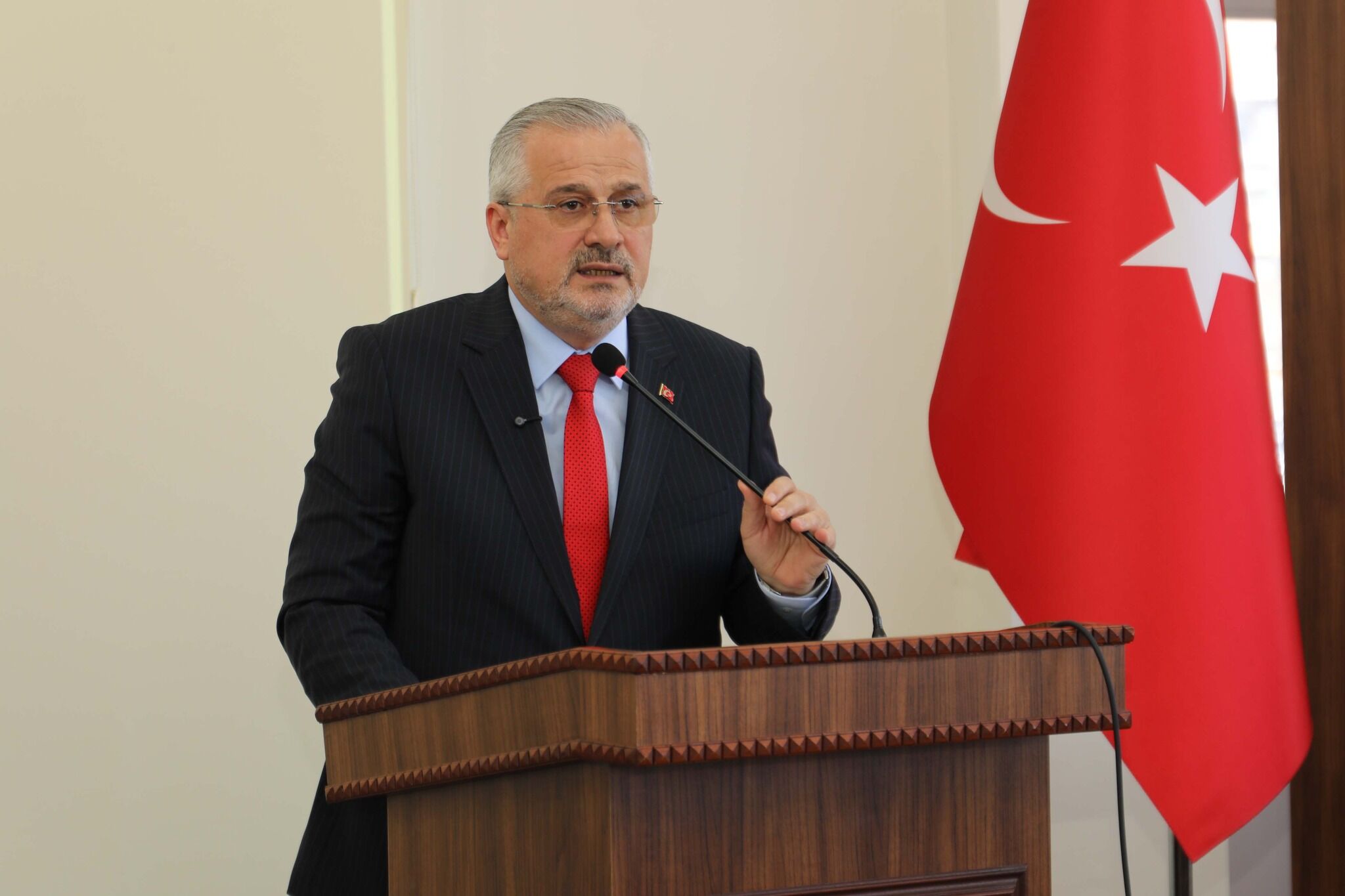 Beledi̇ye Mecli̇si̇ Ni̇san Ayi Olağan Toplantisi Yapildi (2)