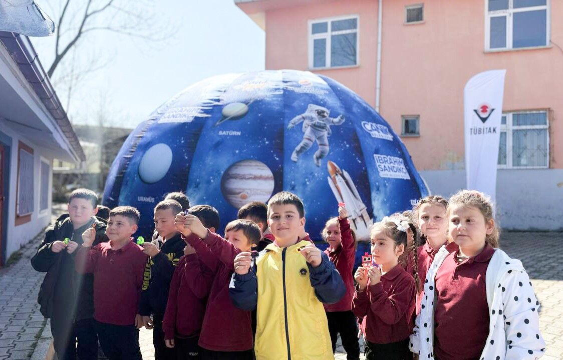 Canik'te Genç Kâşifler Uzayla Buluşuyor, Gökyüzünü Öğreniyor