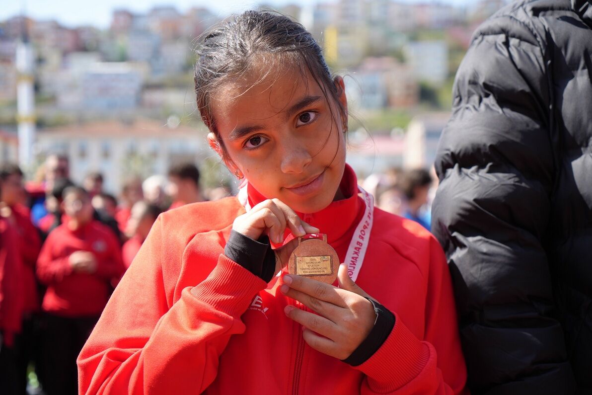 Özel Sporcular Atletizm Türkiye Birinciliği Yarışmaları Yapıldı (4)