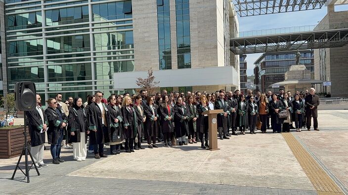 Samsun'da Avukat Cinayetine Tepki 'Savunmaya Saldırı Kabul Edilemez' (4)