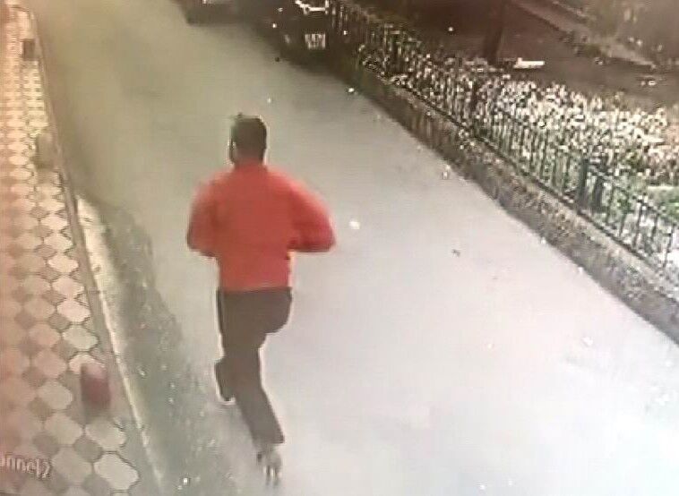 Samsun'da Okul Önünde Silahlı Saldırı 2 Yaralı (2)
