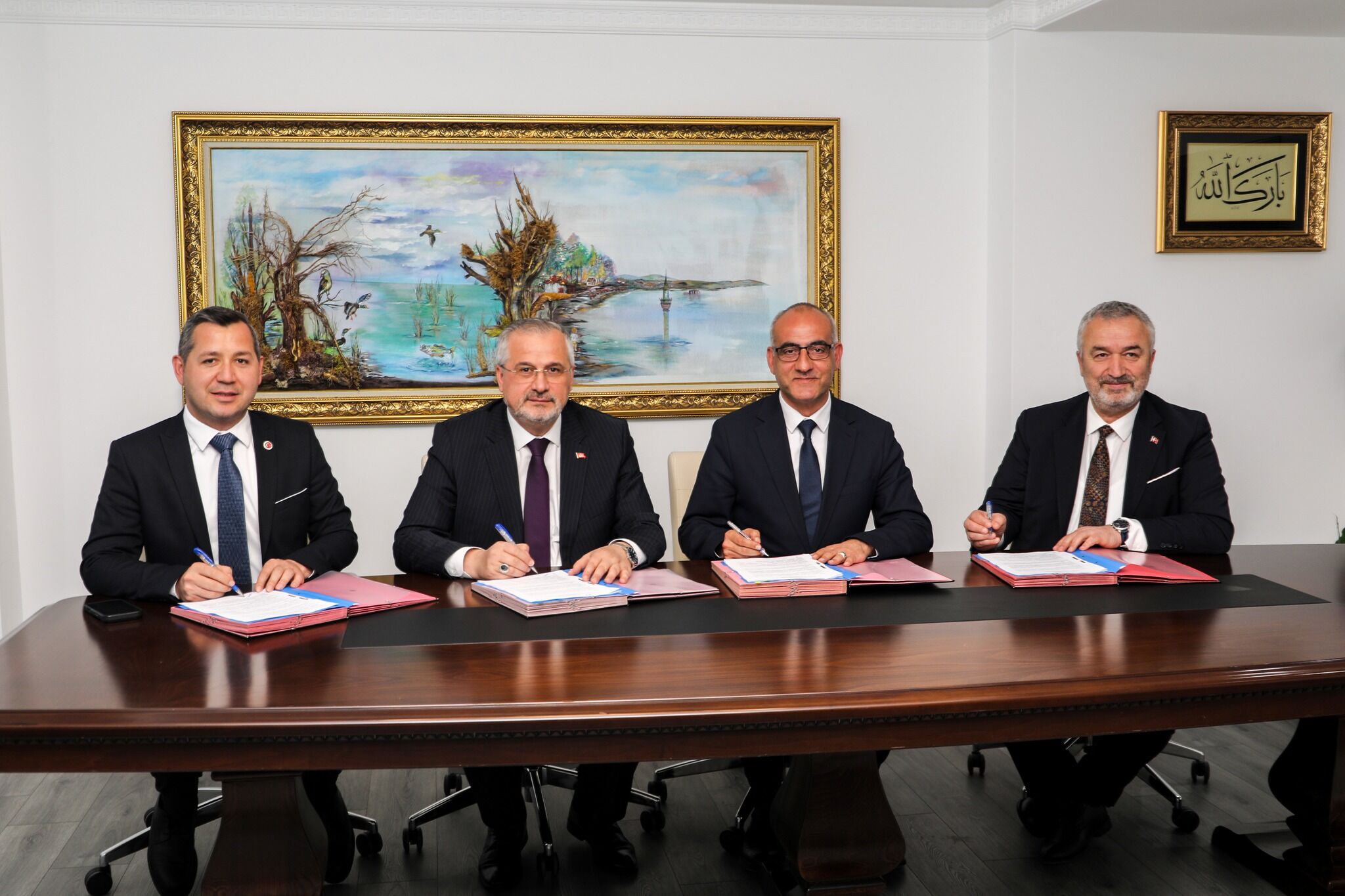 Sokak Hayvanlari İçi̇n Beledi̇yeler Arasi İş Bi̇rli̇ği̇ Protokolü İmzalandi (1)