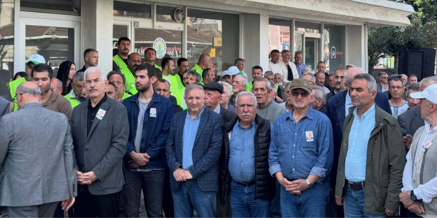 Alaçam Eski Belediye Başkanı Hadi Uyar Dualarla Son Yolculuğuna Uğurlandı5