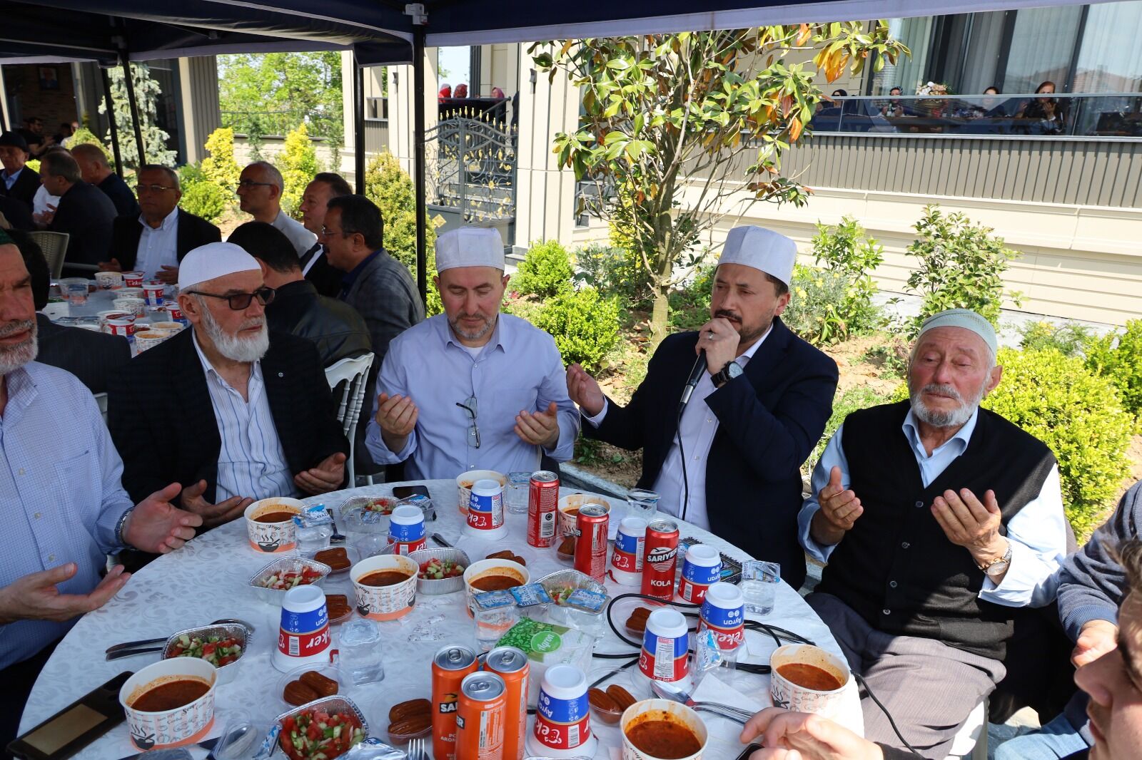 Aşcı Ailesi Karaburç Mahallesinde Tüm Ölmüşlerini Dualarla Andı (5)