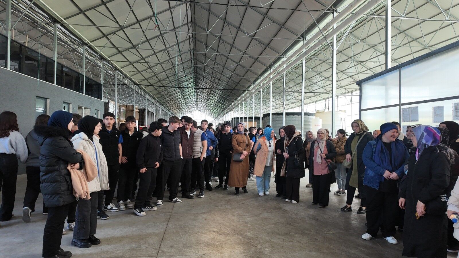 Bafra’da Öğrenci Ve Veliler Üretim Alanlarını Yerinde Gördü (2)