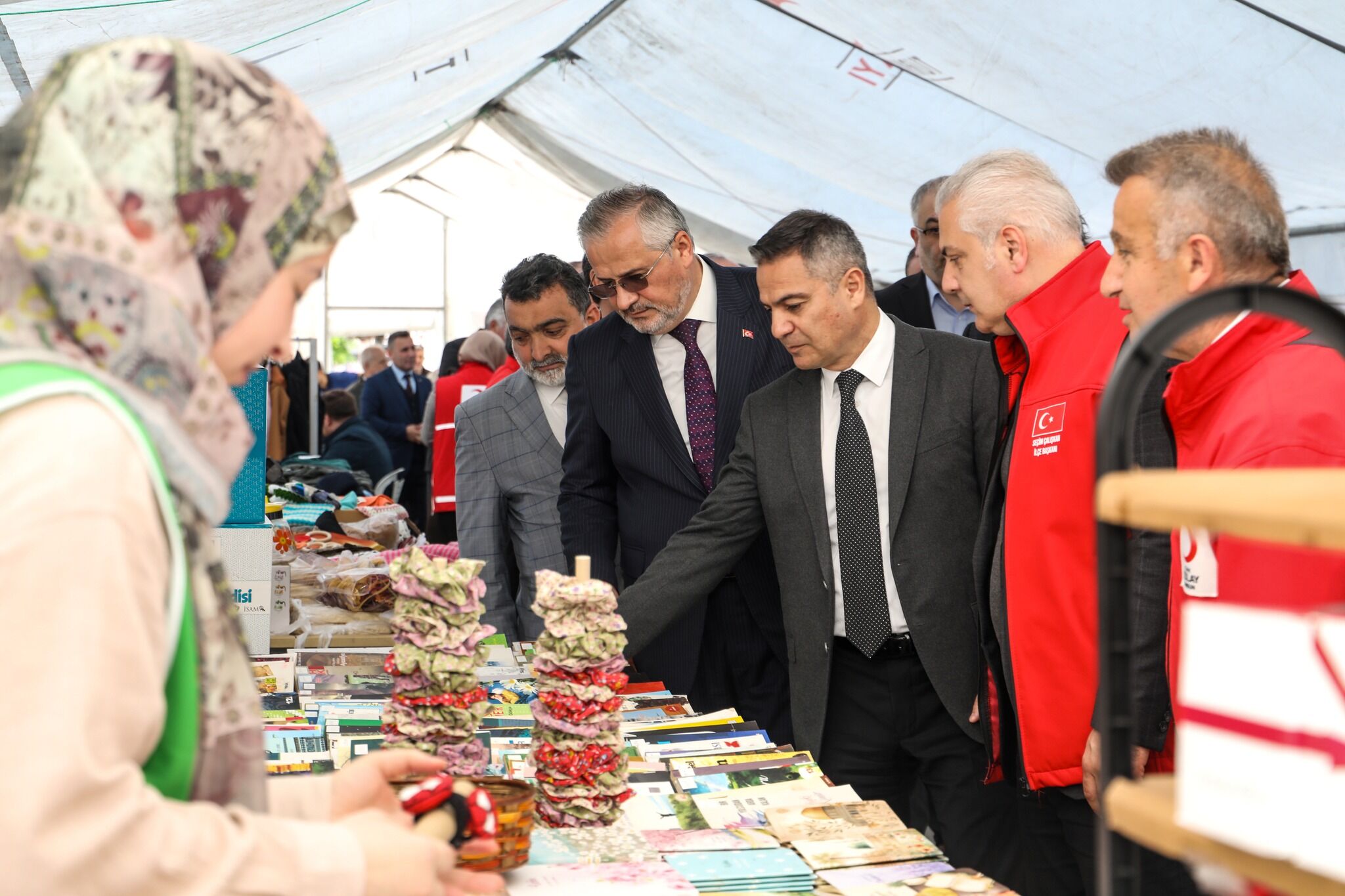 Bafra’dan Gazze’ye Destek “Hayır Çarşısı” Kermesi Açıldı (2)