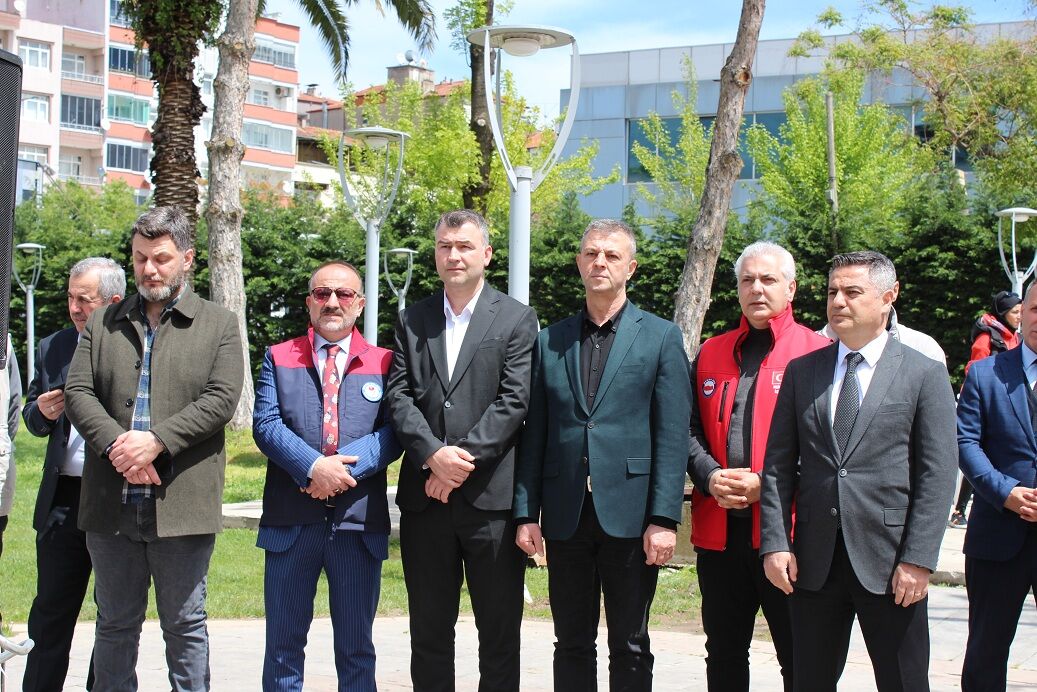 Bafra’dan Gazze’ye Destek “Hayır Çarşısı” Kermesi Açıldı (5)