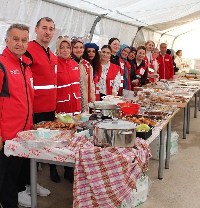 Bafra’dan Gazze’ye Destek “Hayır Çarşısı” Kermesi Açıldı