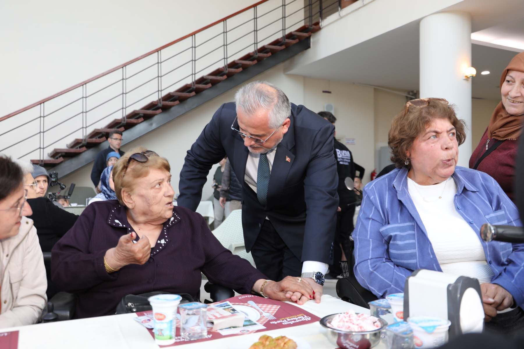 Başkan Kılıç “Sevginin Aşamayacağı Engel Yoktur” (1)