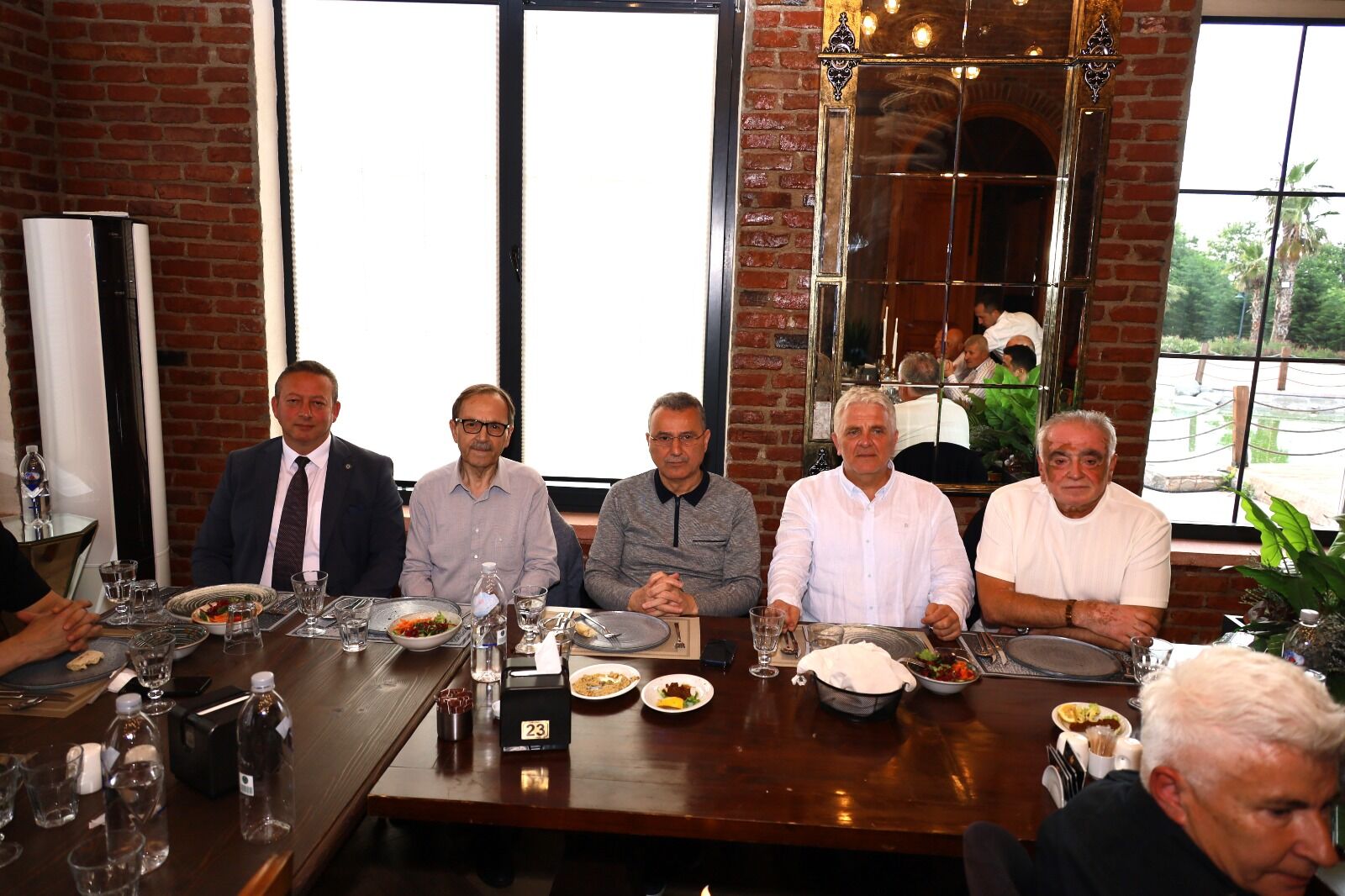 Başkan Şahin Ve Kocabaş’ın Ev Sahipliğinde Bafra’da Dostlar Buluşması Gerçekleşti (2)