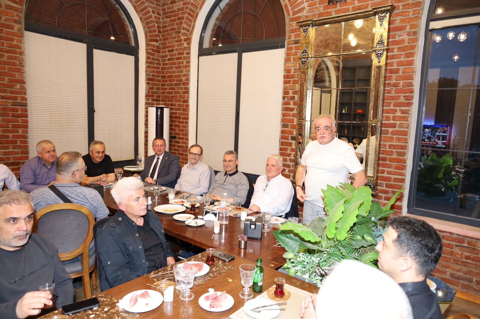 Başkan Şahin Ve Kocabaş’ın Ev Sahipliğinde Bafra’da Dostlar Buluşması Gerçekleşti (5)