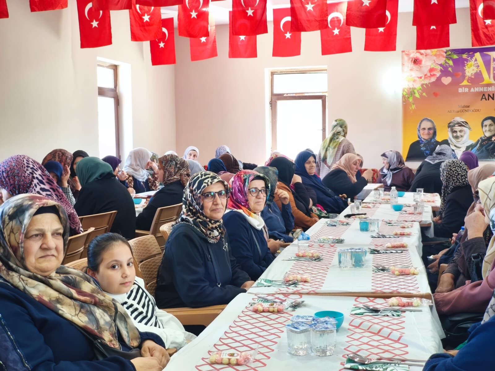 Köyde Anneler Günü Coşkusu Muhtarlık Ve Dernekten Anlamlı Organizasyon (2)