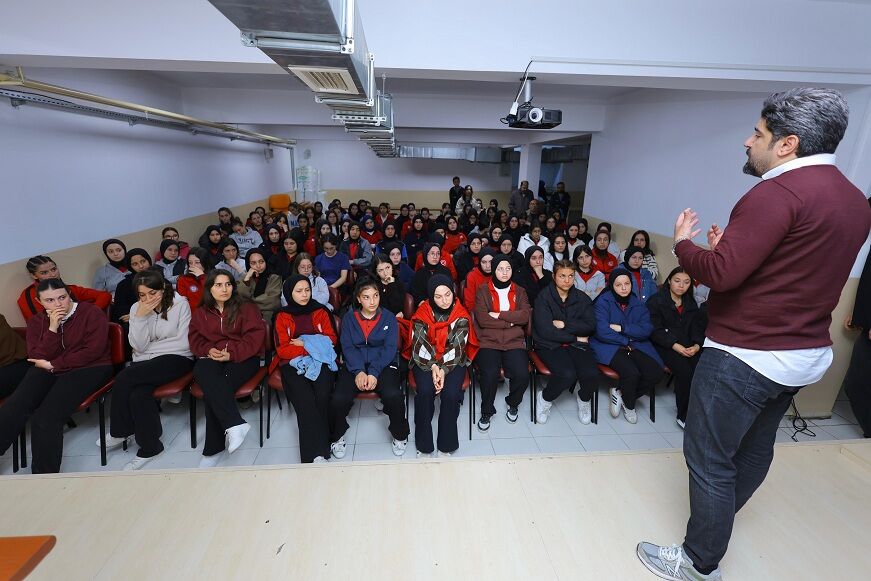 Samsun Büyükşehir 30 Bini Aşkın Gence Rehber Oldu1