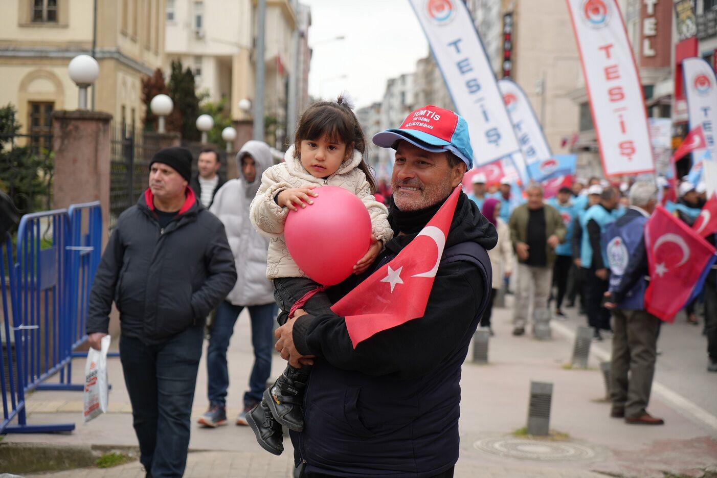 Samsun’da Yağmur Altında 1 Mayıs Kutlaması1