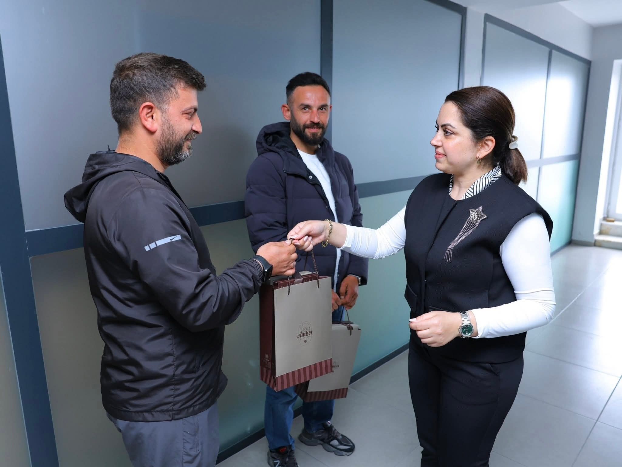Sbb'den Personele Toplam 150 Milyon Tl'lik Bayram Ikramiyesi (4)