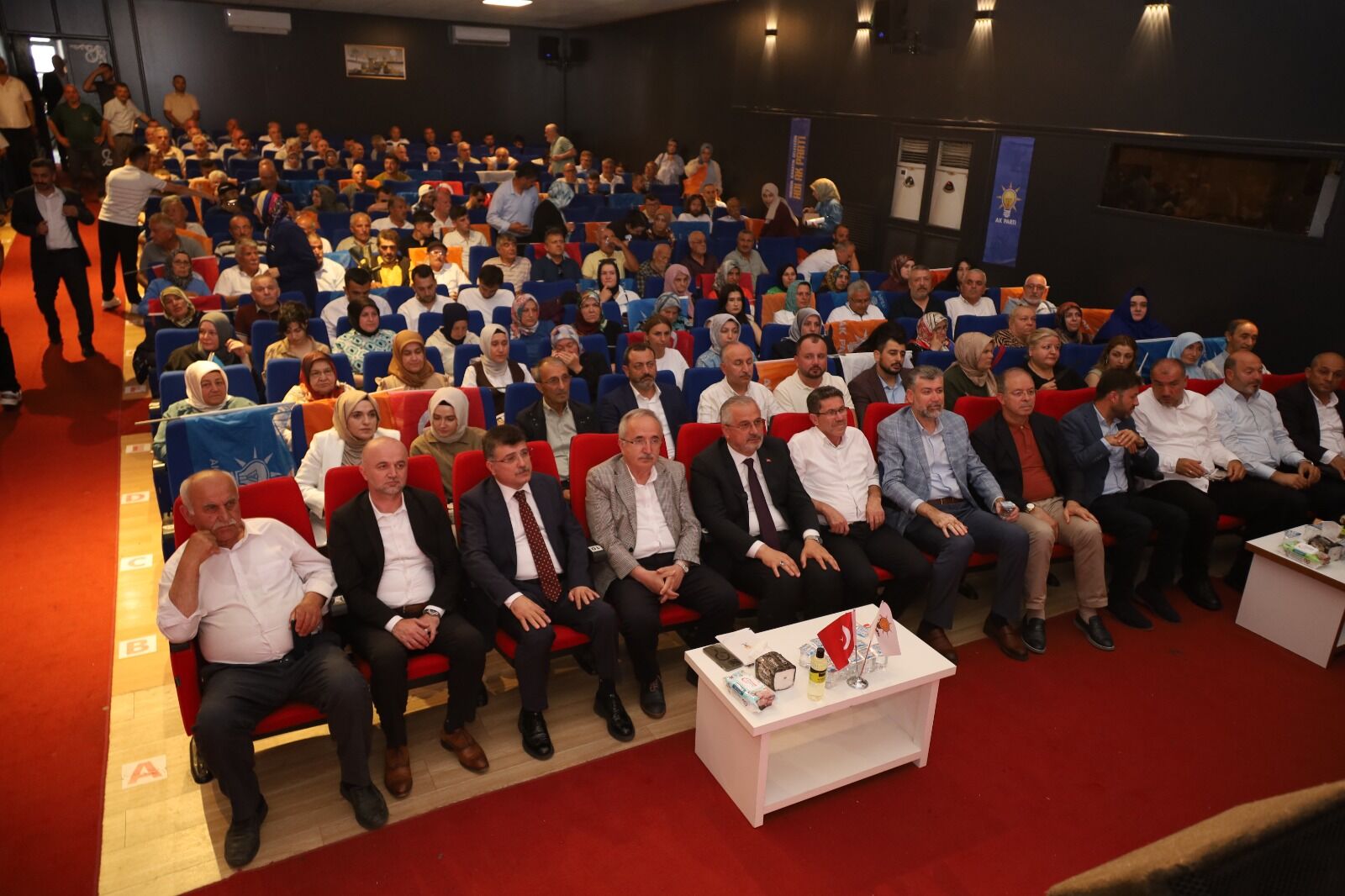 Ak Parti Bafra’da Geniş Katılımlı Danışma Meclisi Toplantısı (6)
