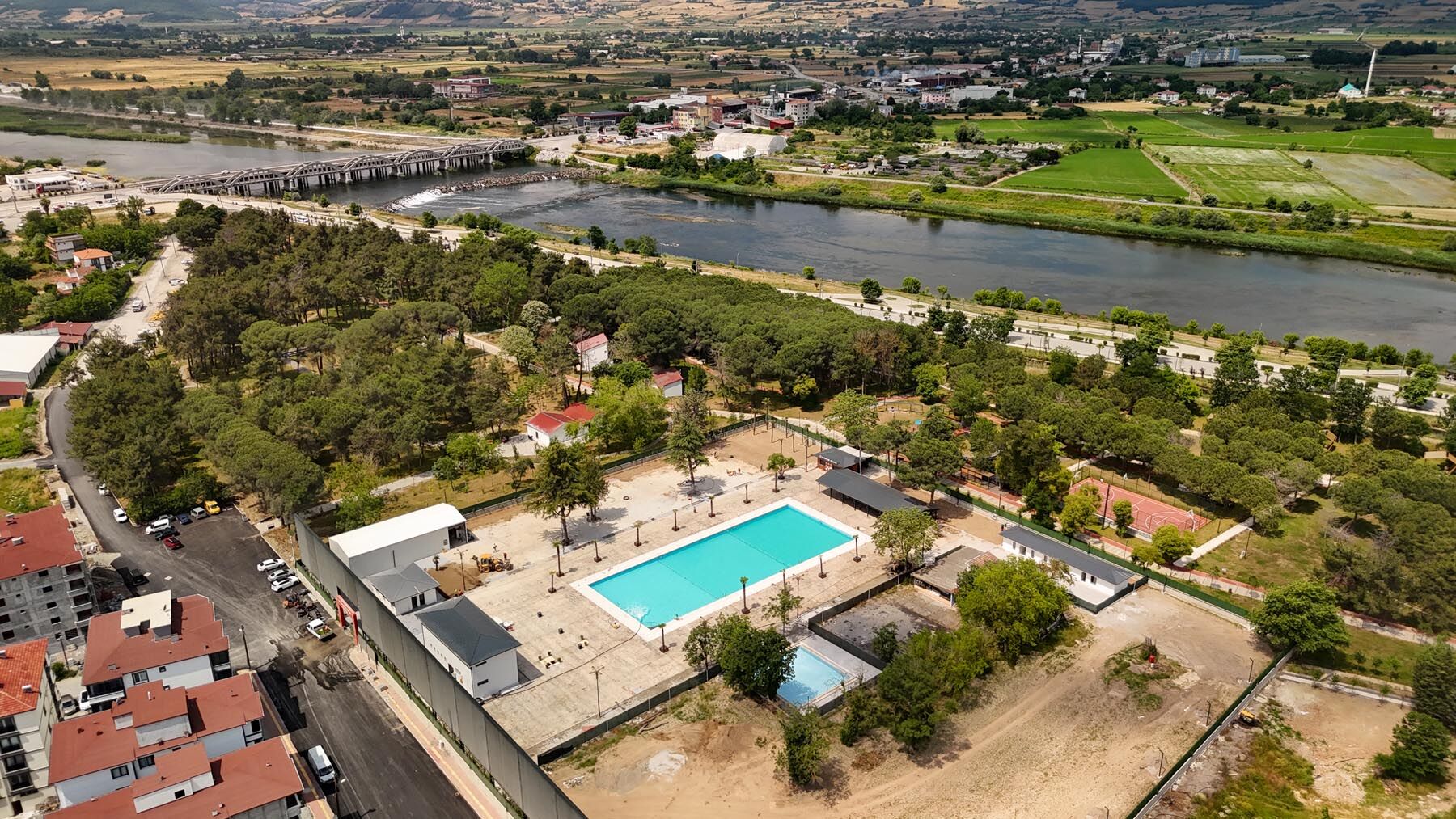 Bafra Beledi̇yesi̇ Ali̇ Kale Turi̇sti̇k Tesi̇sleri̇ Yüzme Havuzu 21 Hazi̇ran'da Açiliyor (4)