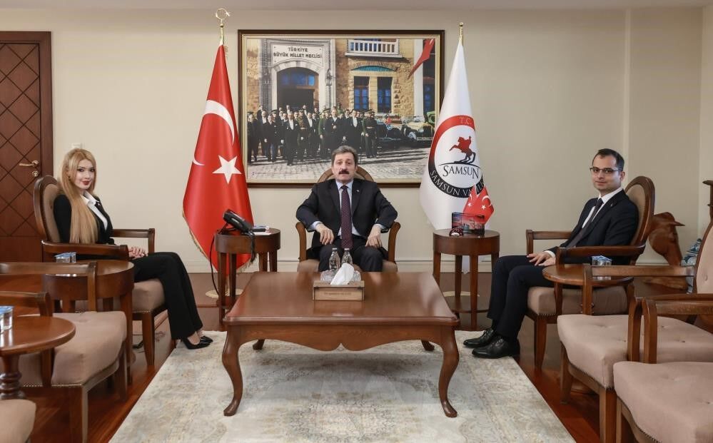 'Barbie Kaymakam' Vali Yardımcısı Oldu1
