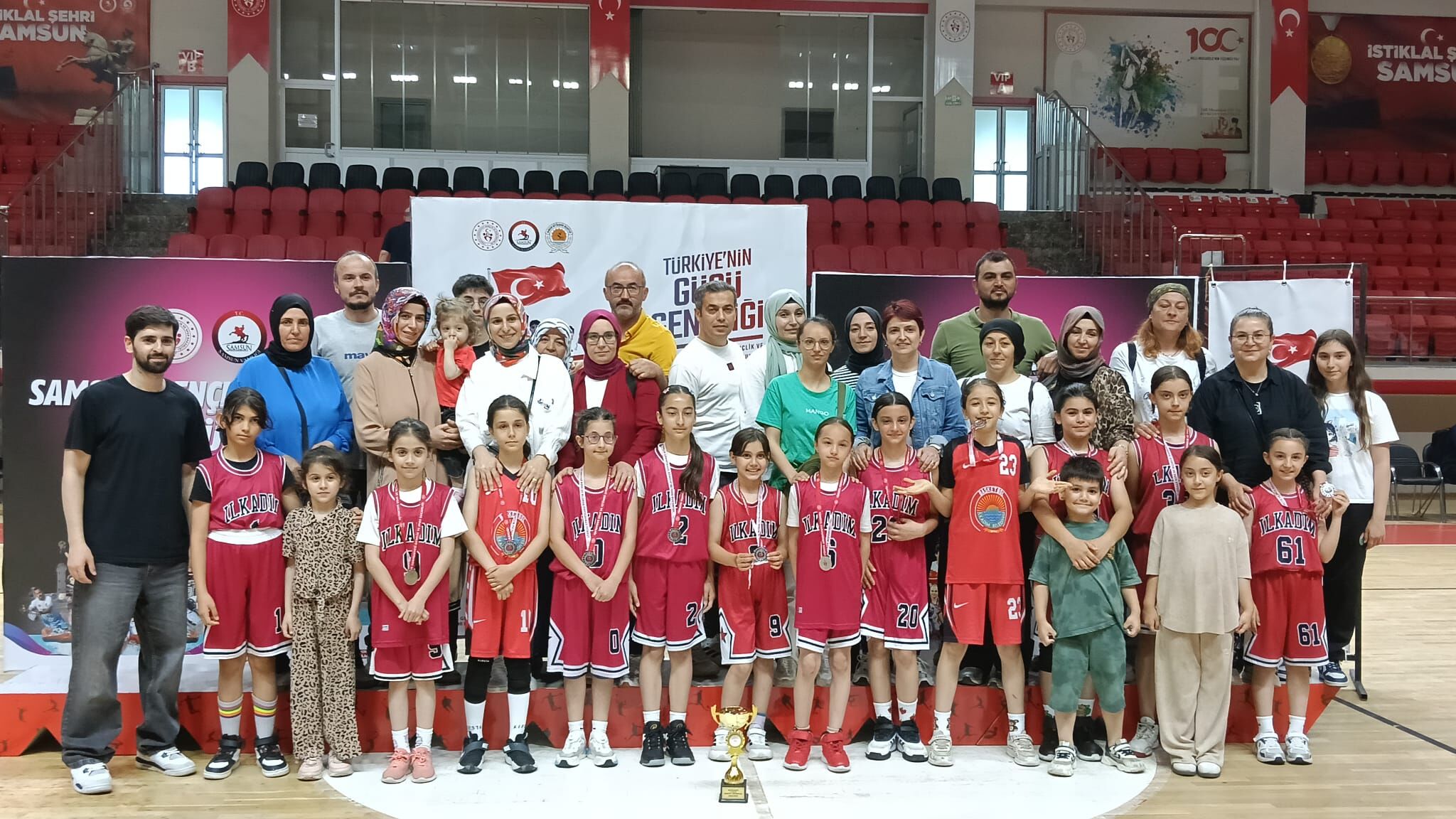 İlkadım Belediyesi U11 Kız Basketbol Takımı Samsun İl İkincisi Oldu (3)