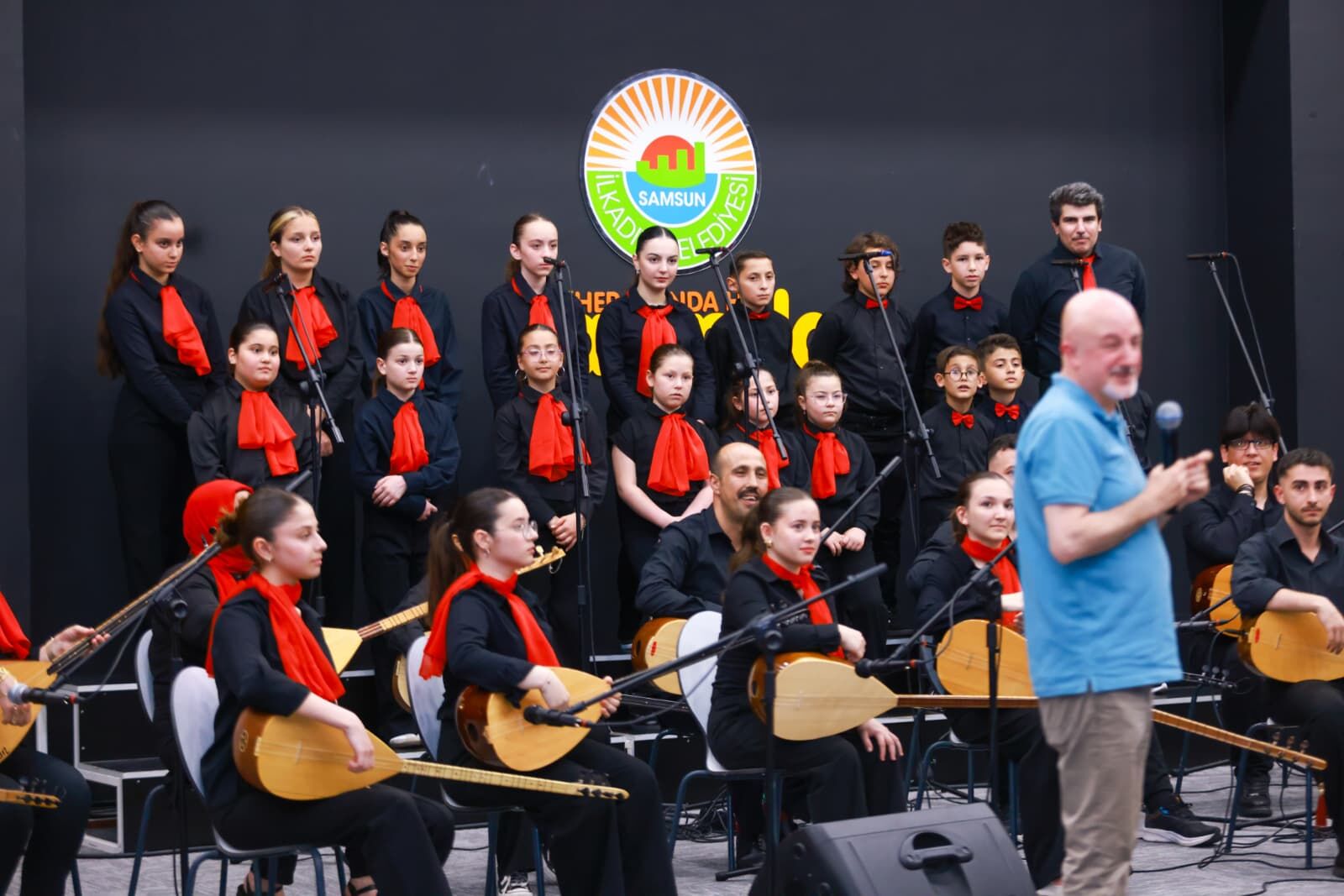 İlkadim’da Türk Halk Müzi̇ği̇ Rüzgâri Esti̇ (7)