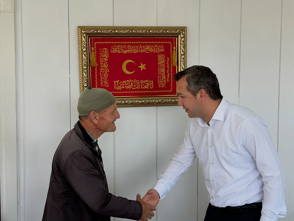 Ramazan Özdemir Halk Günü’nde Vatandaşlarla Buluştu (2)
