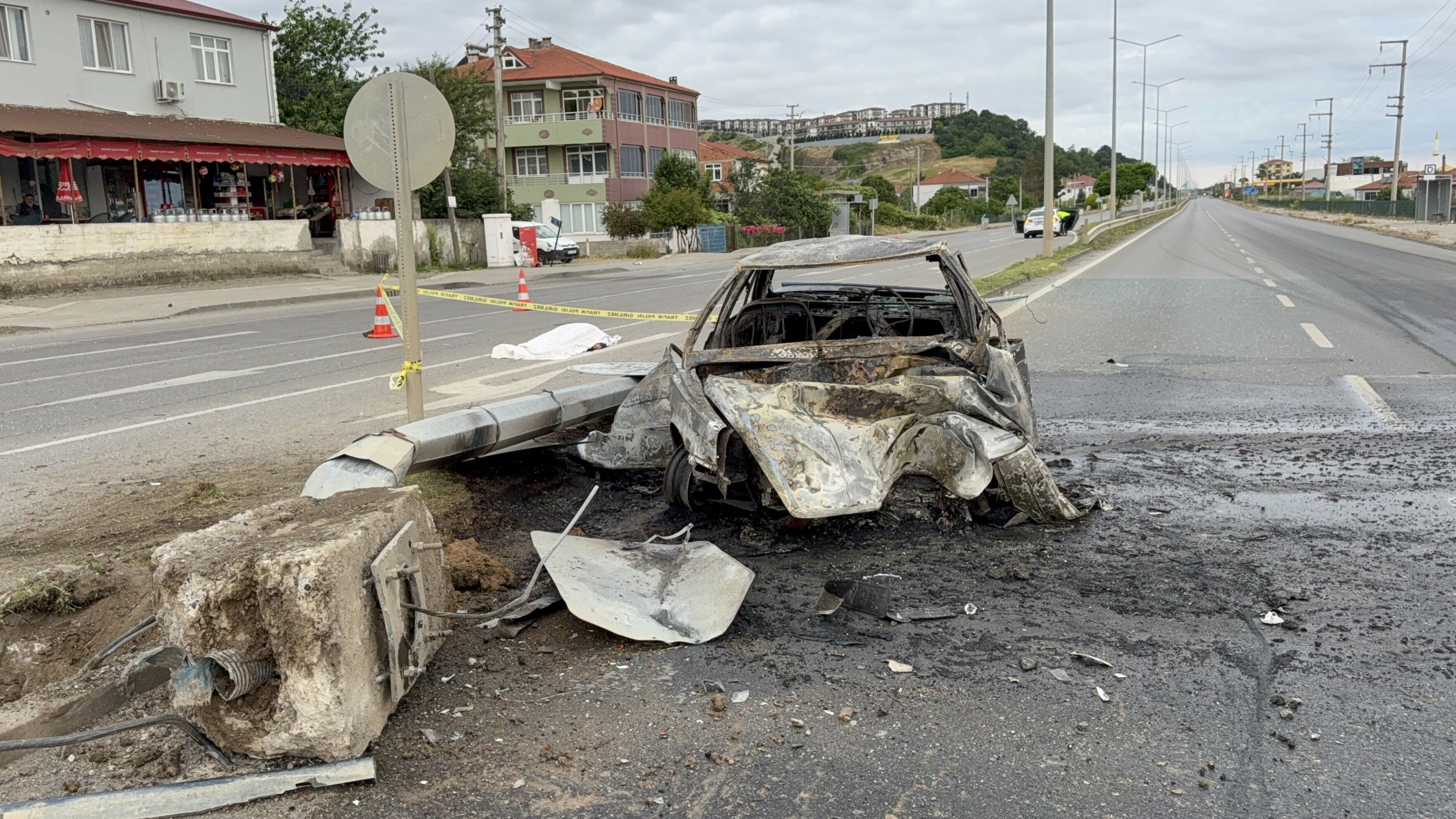 Refakatçi Olarak Hastaneye Giderken Kazada Hayatını Kaybetti (3)