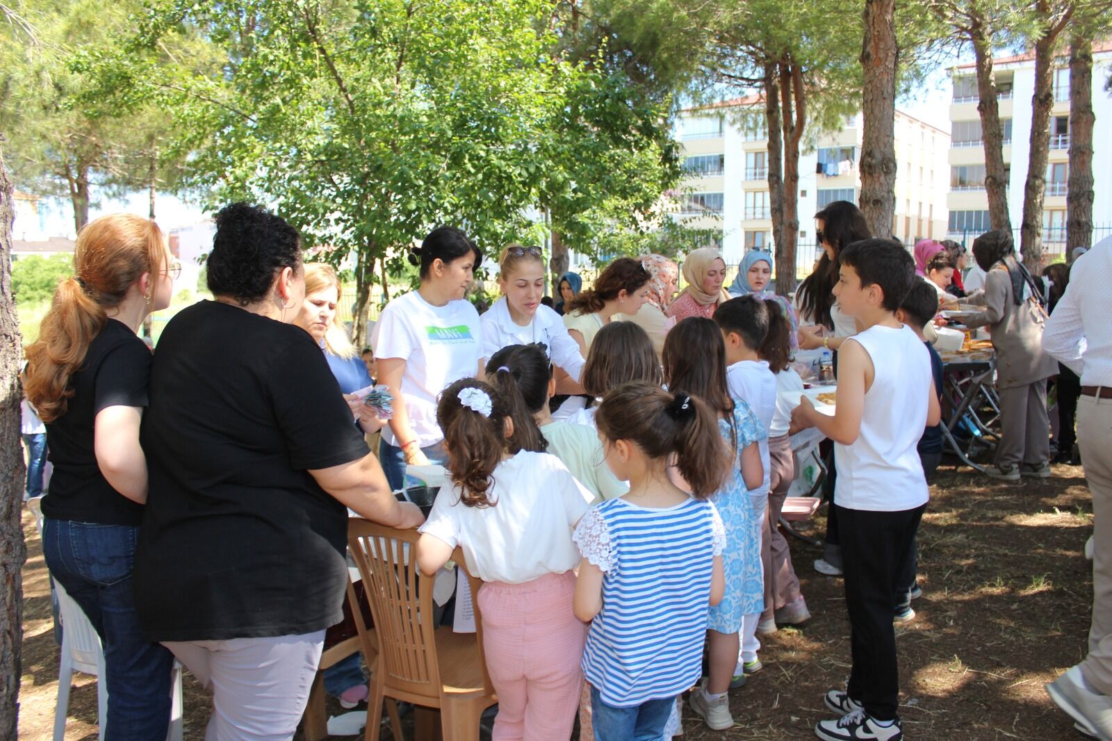 Şehit Burak Perçin İlkokulu Kermesi Yoğun Katılımla Gerçekleştirildi (11)