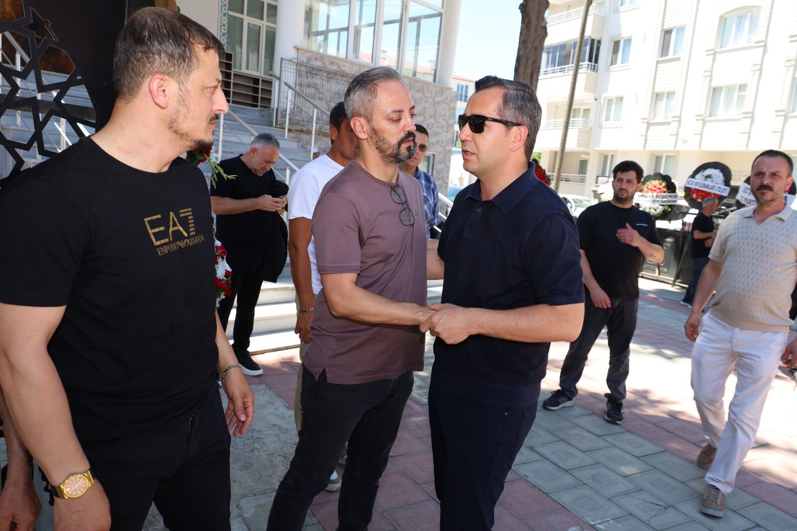 Bafra İş Dünyasının Acı Günü Fethi Tunç Son Yolculuğuna Uğurlandı (2)