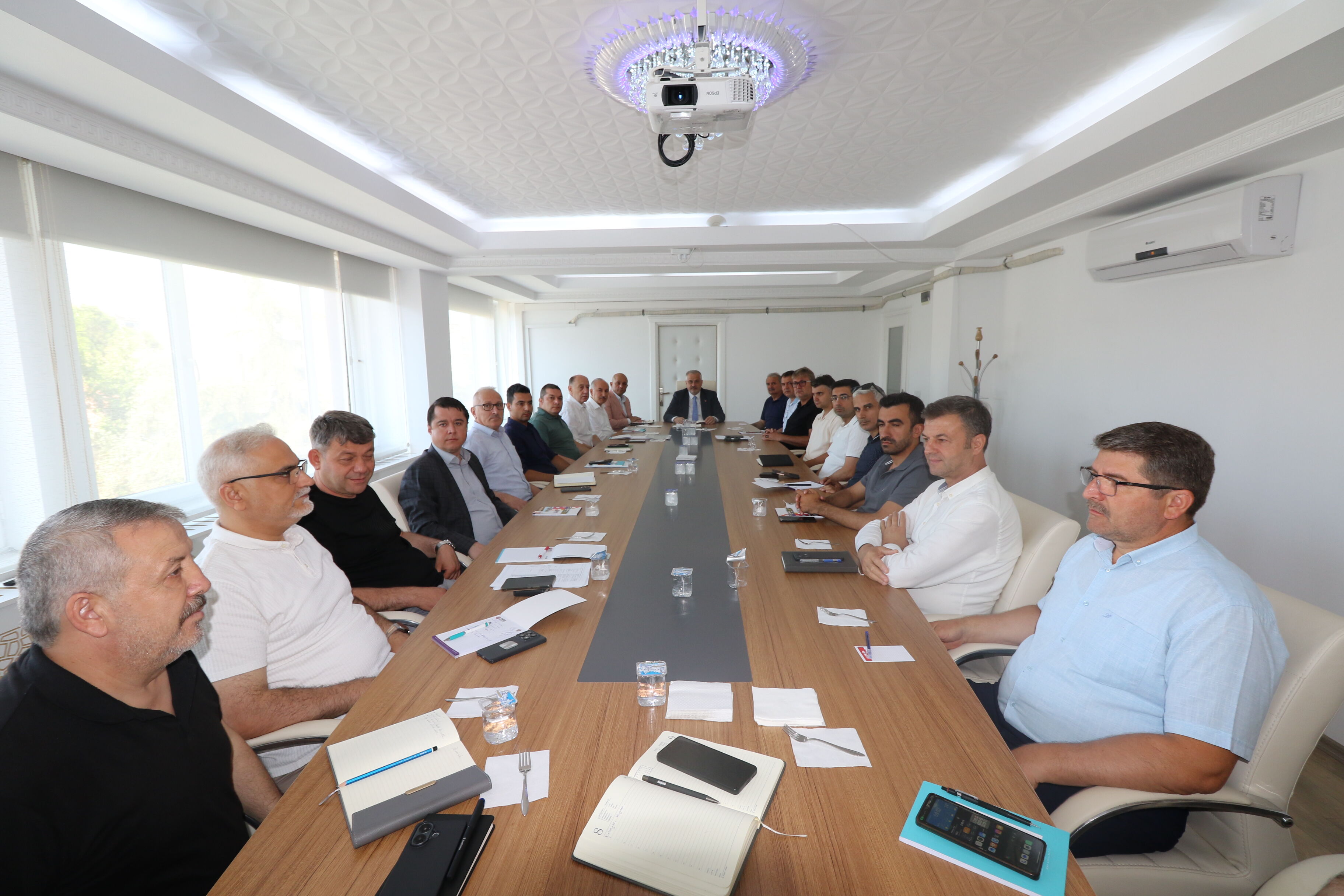 Başkan Kılıç, Birim Müdürleriyle Kapıkayafest’i Değerlendirdi (1)