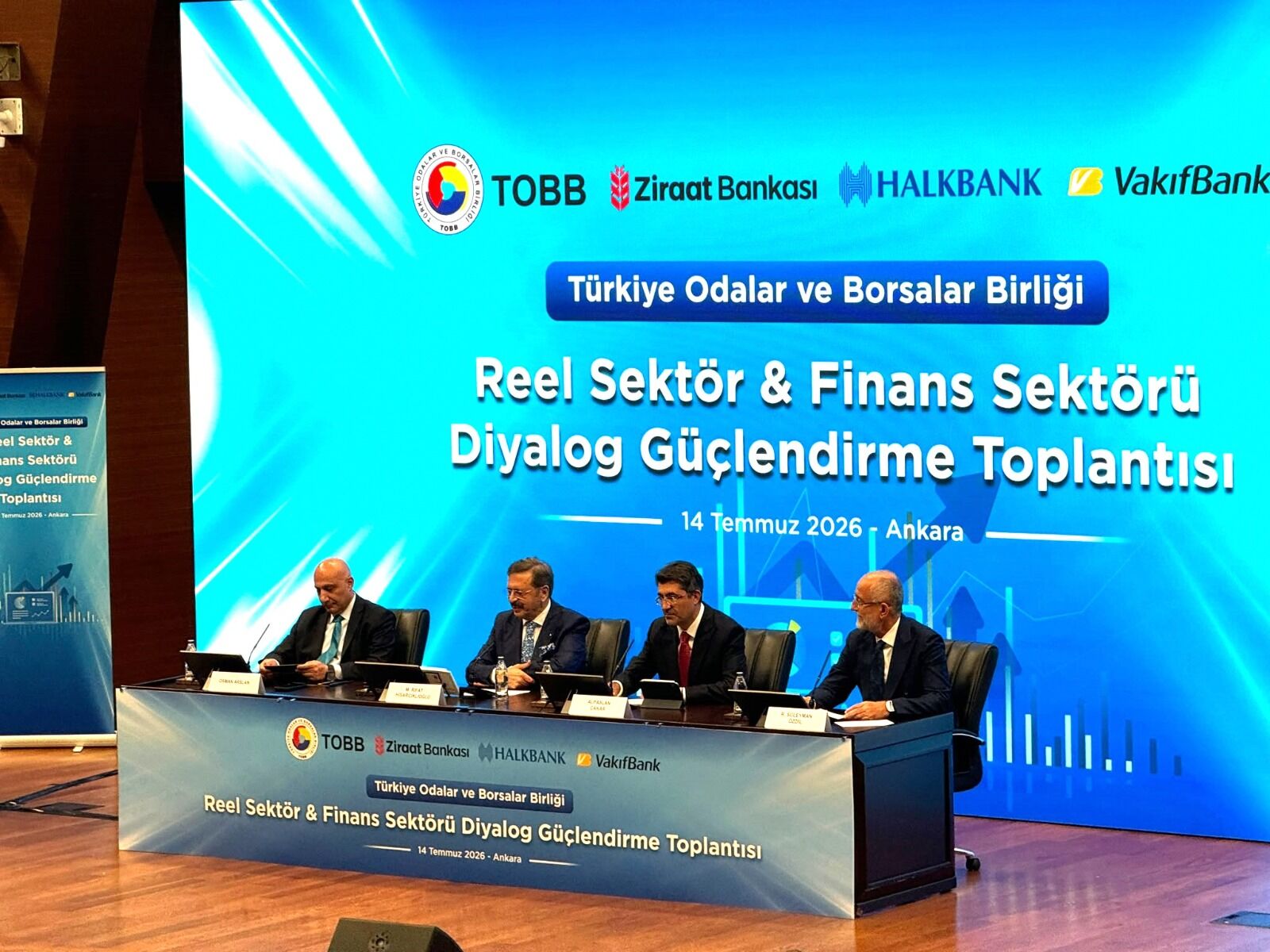 Başkan Kocabaş, Reel Sektör Ile Finans Dünyasını Buluşturan Toplantıya Katıldı (1)