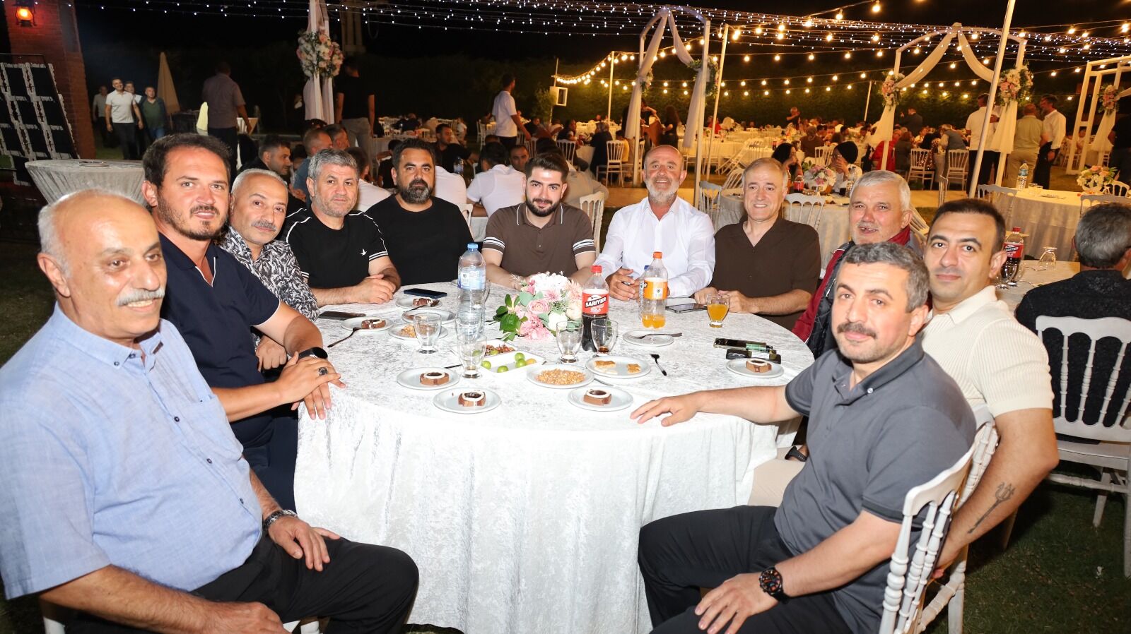 Gizem Ve Berkay Aşklarını Bir Ömürlük İmzayla Taçlandırdılar (19)