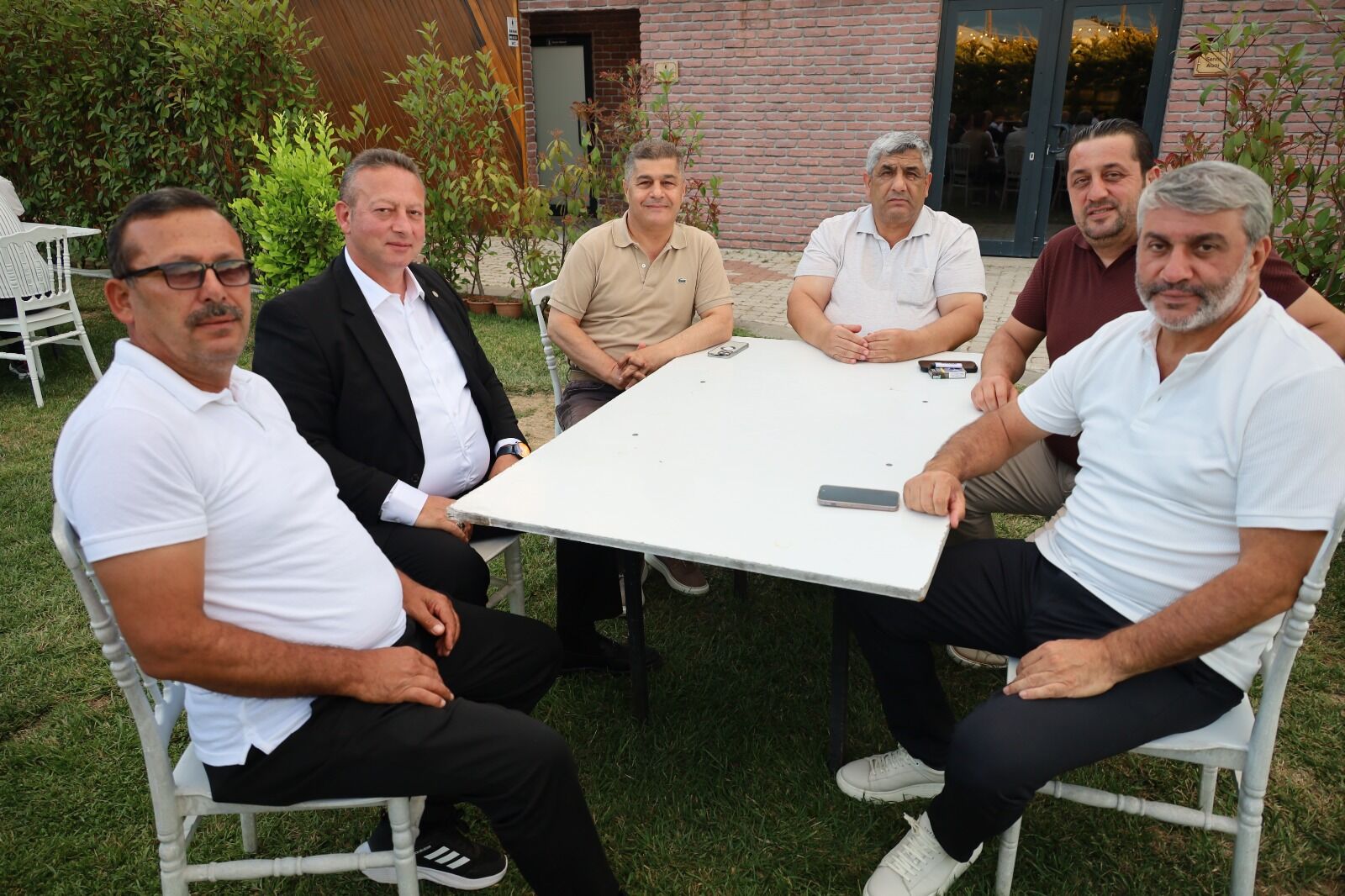 Gizem Ve Berkay Aşklarını Bir Ömürlük İmzayla Taçlandırdılar (2)