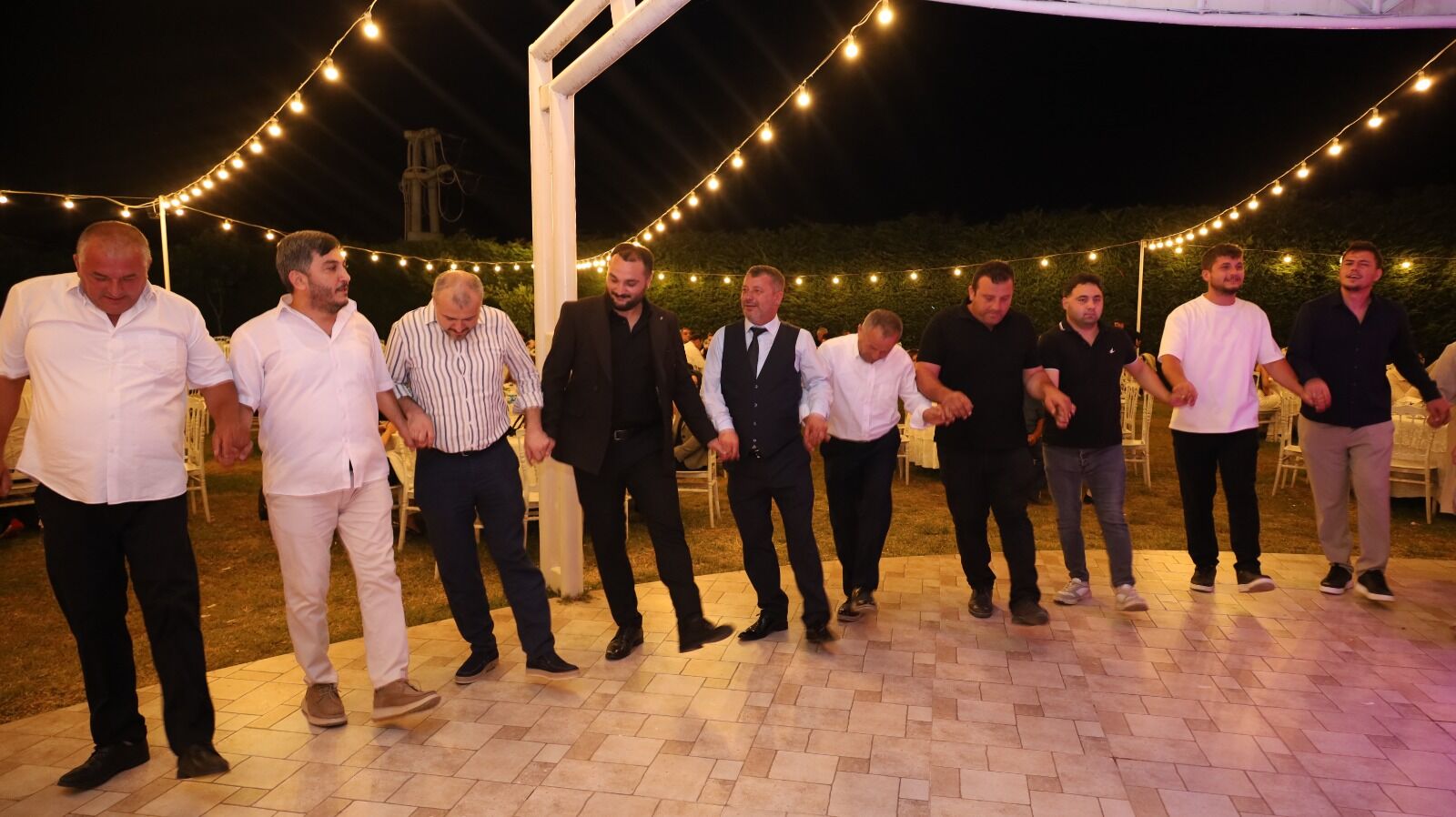 Gizem Ve Berkay Aşklarını Bir Ömürlük İmzayla Taçlandırdılar (27)