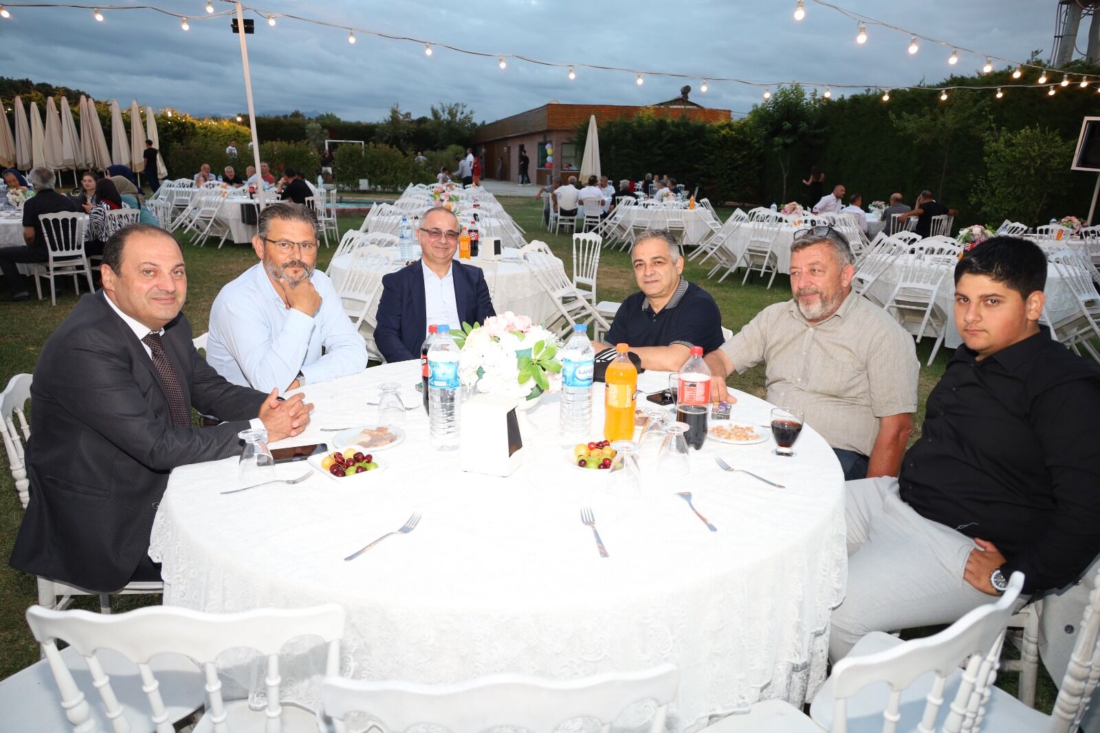 Gizem Ve Berkay Aşklarını Bir Ömürlük İmzayla Taçlandırdılar (5)