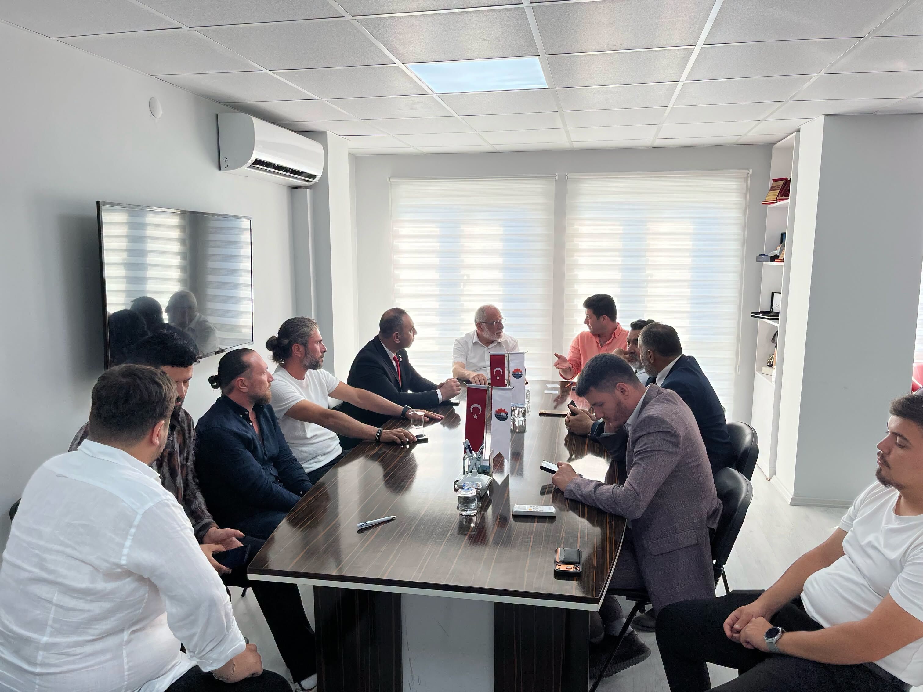 Mehmet Karaman, Samsun’da Iş Dünyası Temsilcileriyle Bir Araya Geldi (1)