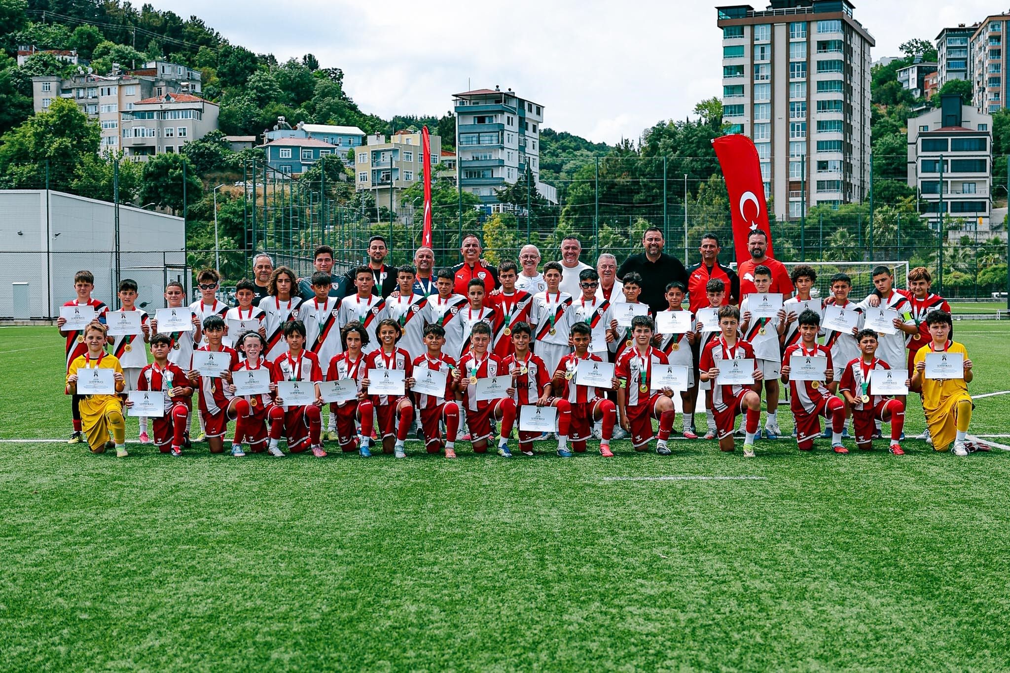 Samsunspor Ile Kktc U12 Milli Takımı’ndan Mete Adanır Anısına Dostluk Müsabakası (3)
