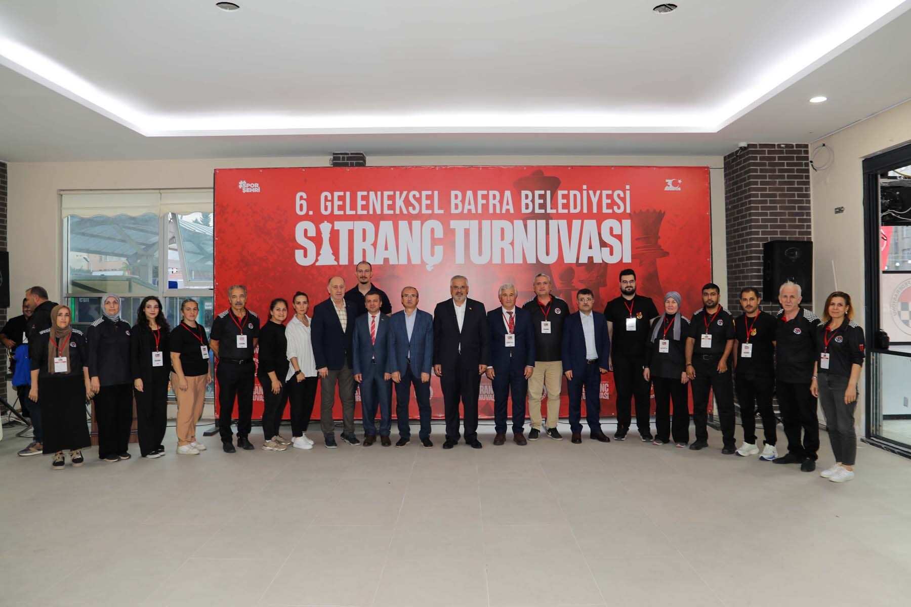 Bafra Beledi̇yesi̇ 6. Geleneksel Satranç Turnuvasi’na Yoğun İlgi̇ (21)