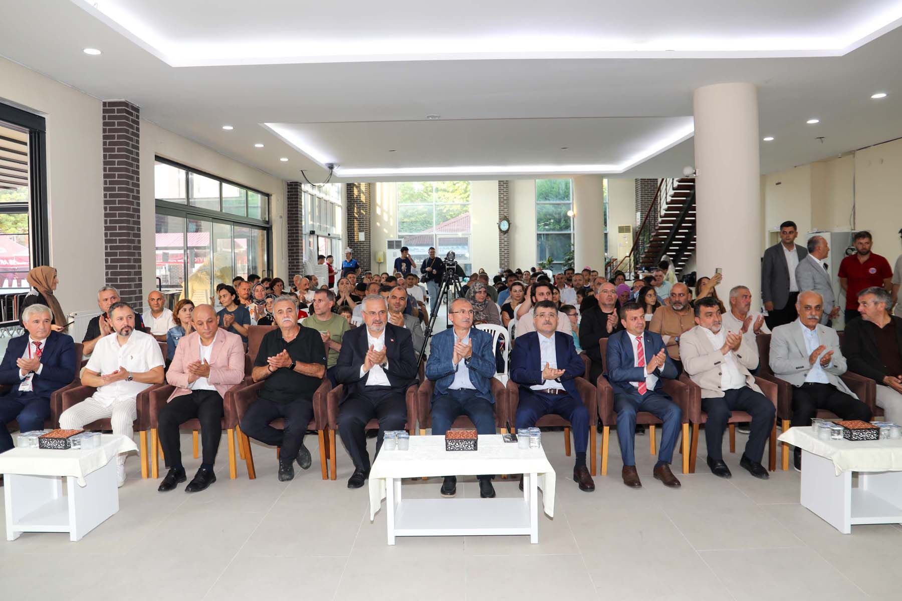 Bafra Beledi̇yesi̇ 6. Geleneksel Satranç Turnuvasi’na Yoğun İlgi̇ (6)