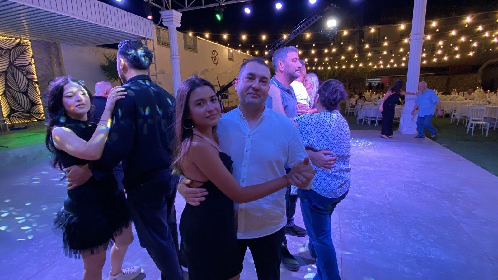 Böyle Düğün Görülmedi, Damat Var, Gelin Yok2
