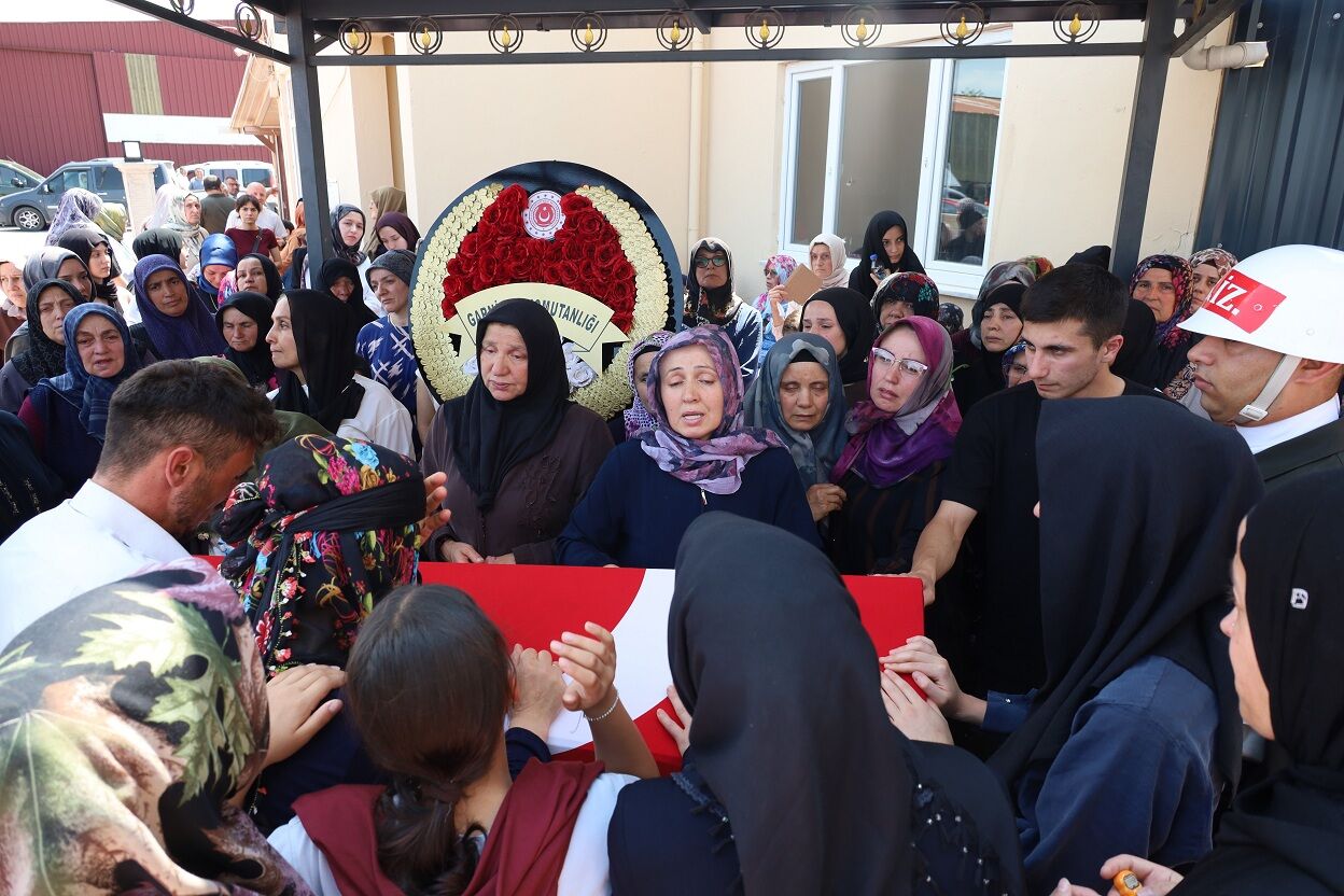 Kazada Ölen Bafralı Astsubay, Son Yolculuğuna Uğurlandı (1)