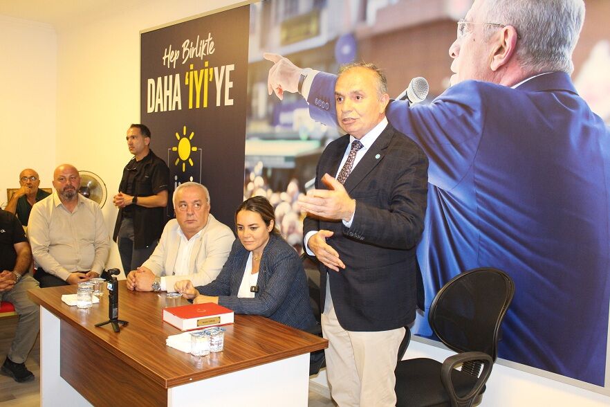 Ayyüce Türkeş Bafra’da Konuştu “Türkiye’yi Yöneten Kadrolarda İyi̇ Parti Olacak” (7)